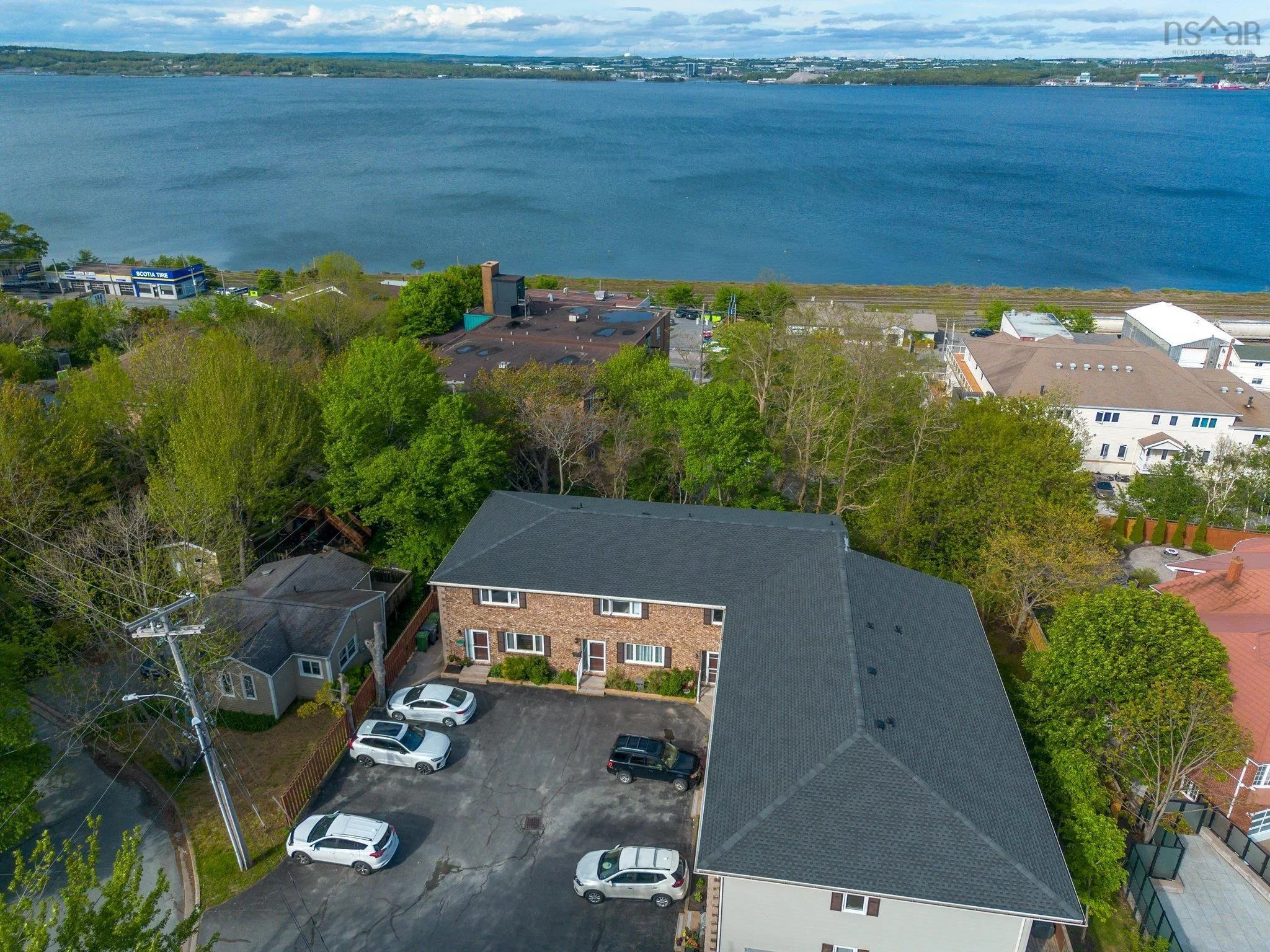 12 Pioneer Ave, Halifax, NS B3M 1W8, 3 Bedrooms Bedrooms, ,3 BathroomsBathrooms,Residential,For Sale,Pioneer Ave,202513459