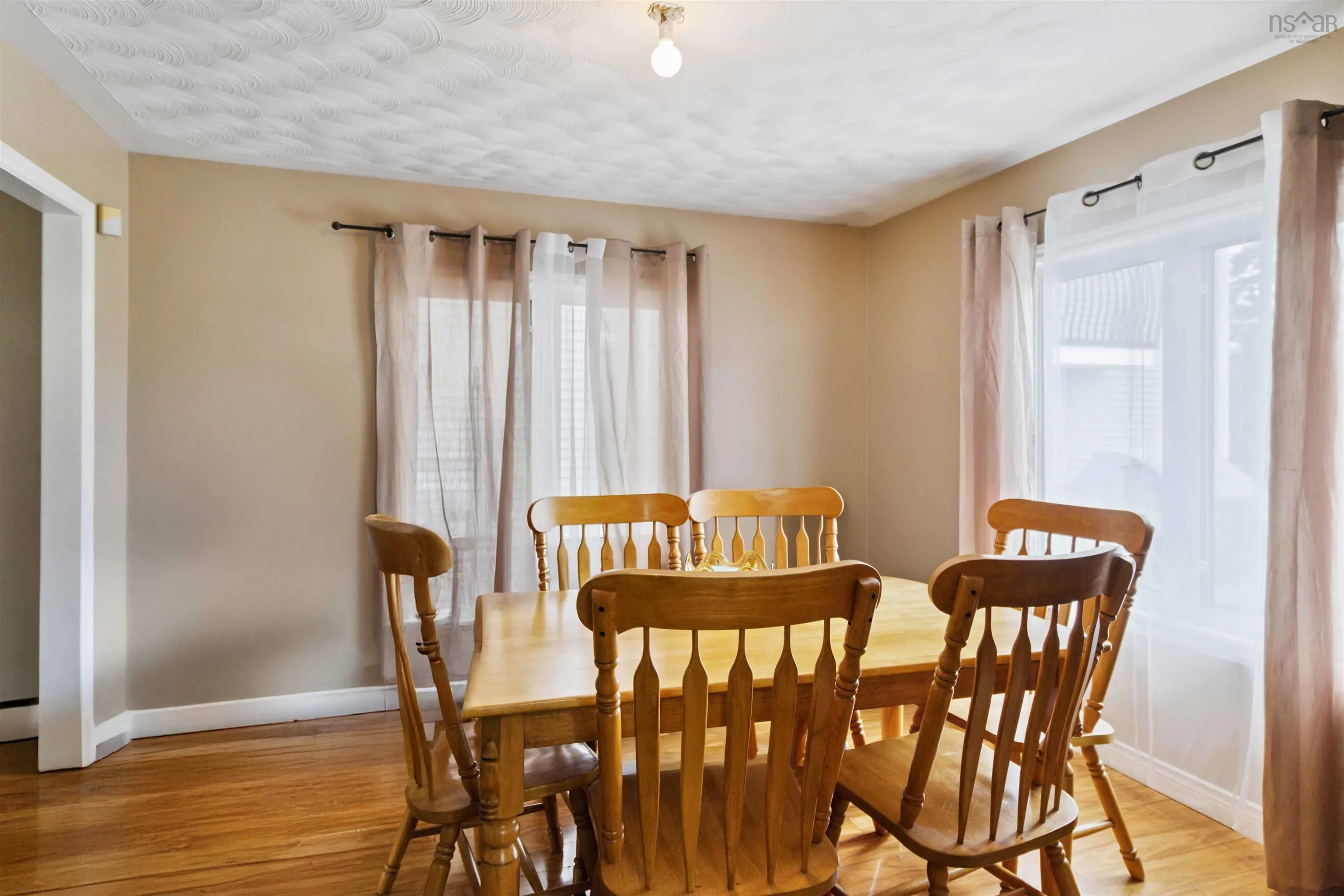87 Cow Bay Road, Eastern Passage, NS B3G 1A3, 5 Bedrooms Bedrooms, ,3 BathroomsBathrooms,Residential,For Sale,Cow Bay,202518095