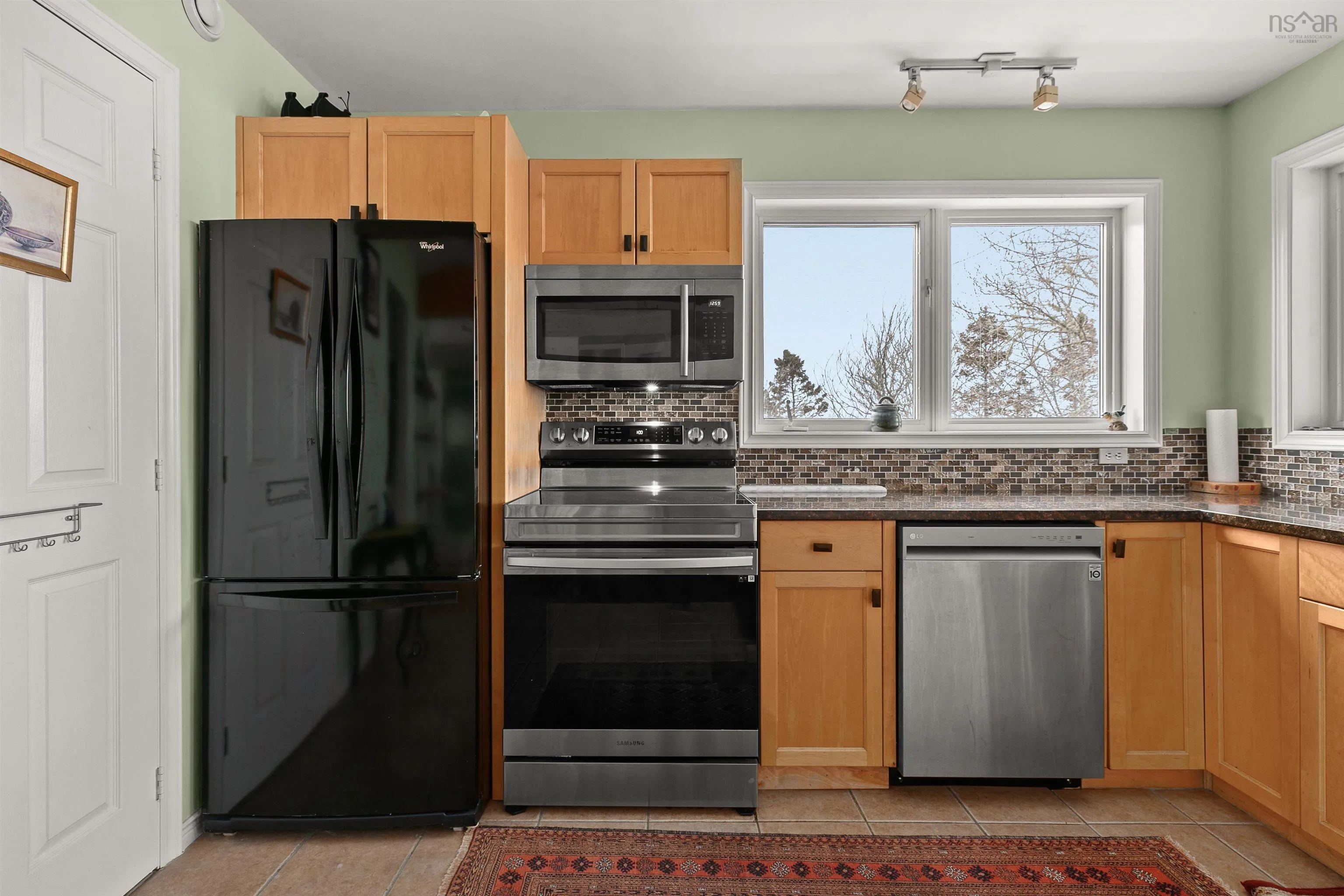 45 Southwest Cove Road, Northwest Cove, NS B0J 1T0, 3 Bedrooms Bedrooms, ,4 BathroomsBathrooms,Residential,For Sale,Southwest Cove,202519981