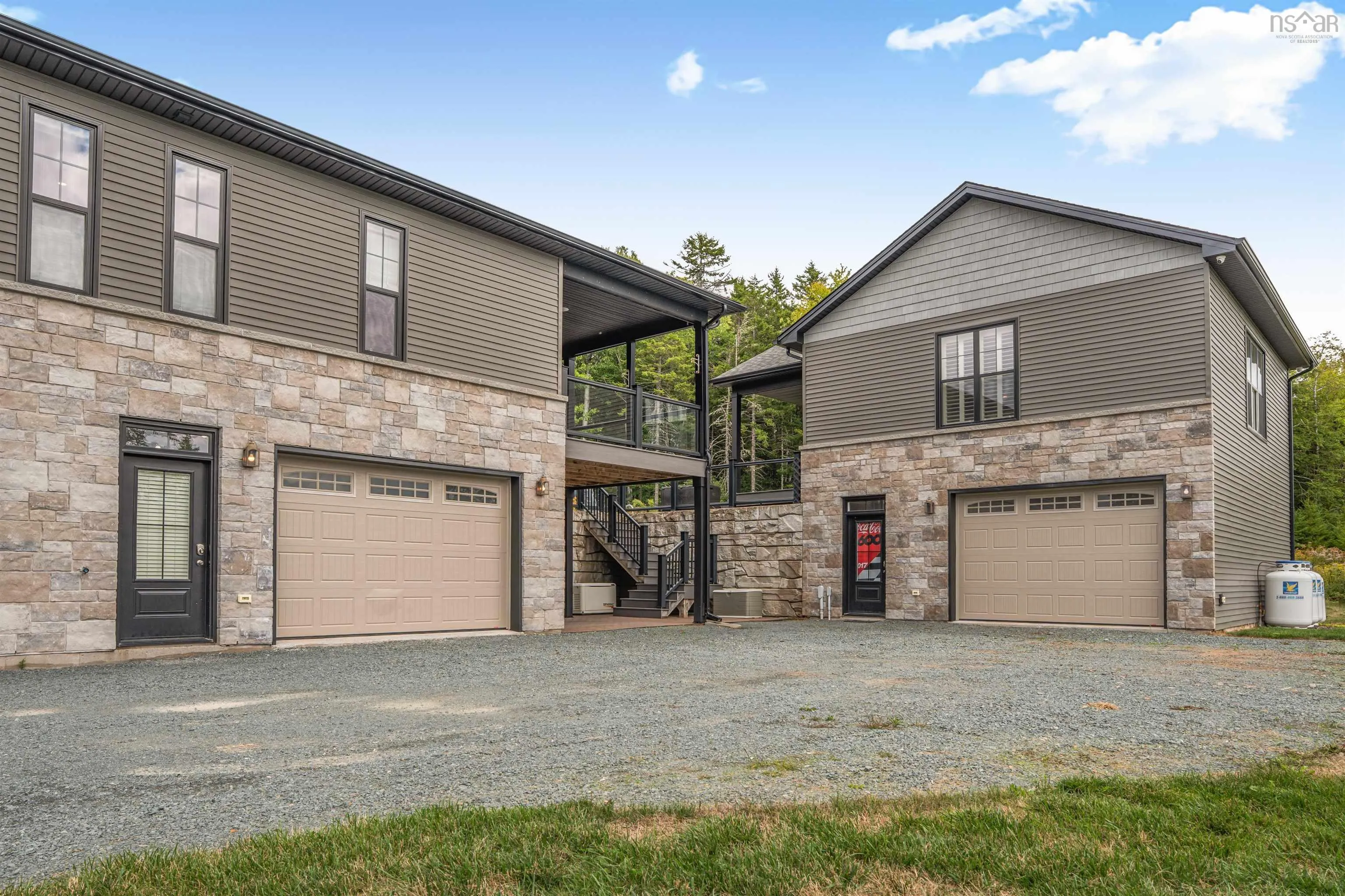 561 Heddas Way, Fall River, NS B2T 0M3, 4 Bedrooms Bedrooms, ,5 BathroomsBathrooms,Residential,For Sale,Heddas,202523670