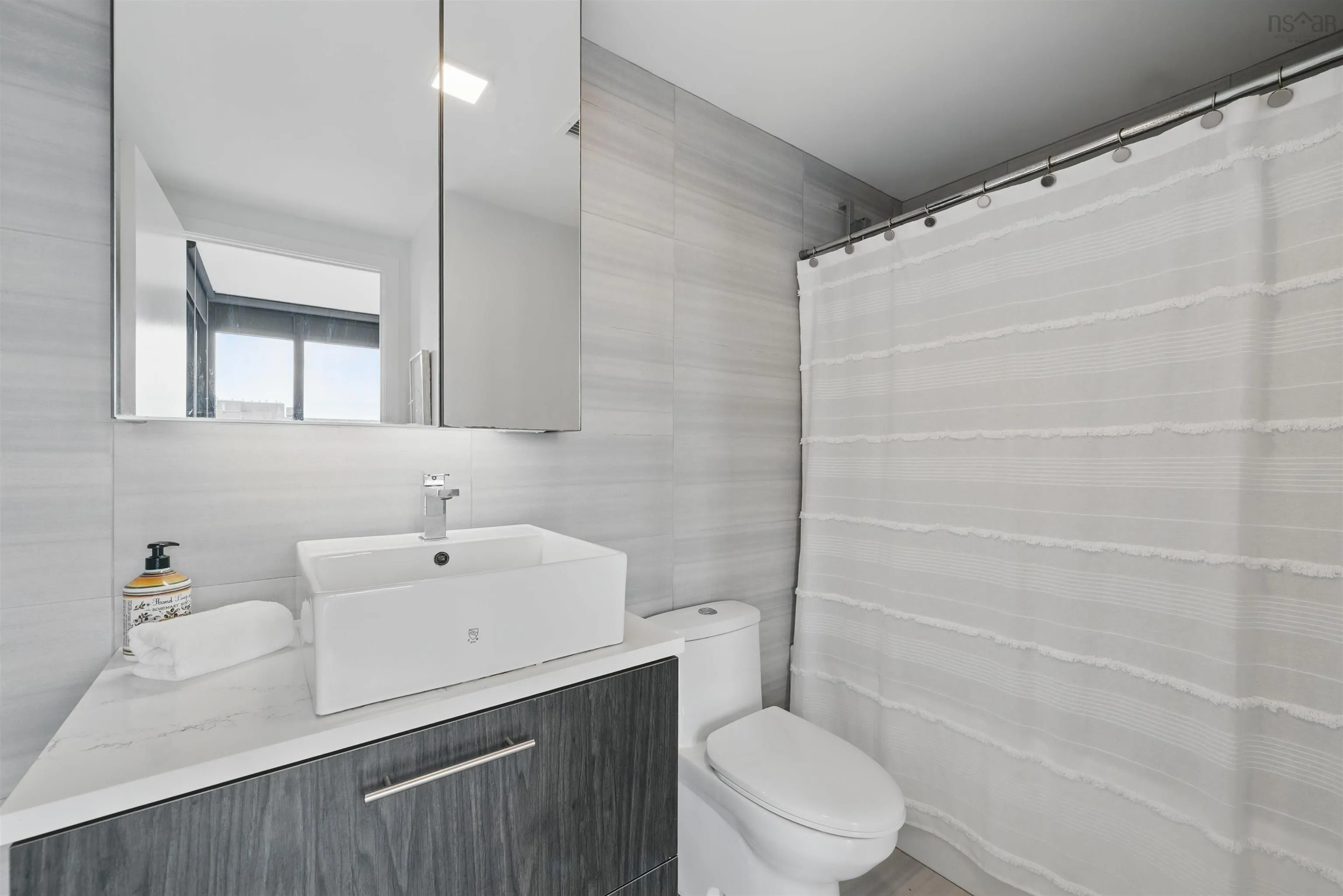 711-1048 Wellington St, Halifax Ns B3h 0c2, 2 Bedrooms Bedrooms, ,2 BathroomsBathrooms,Residential,For Sale,Wellington,202510118