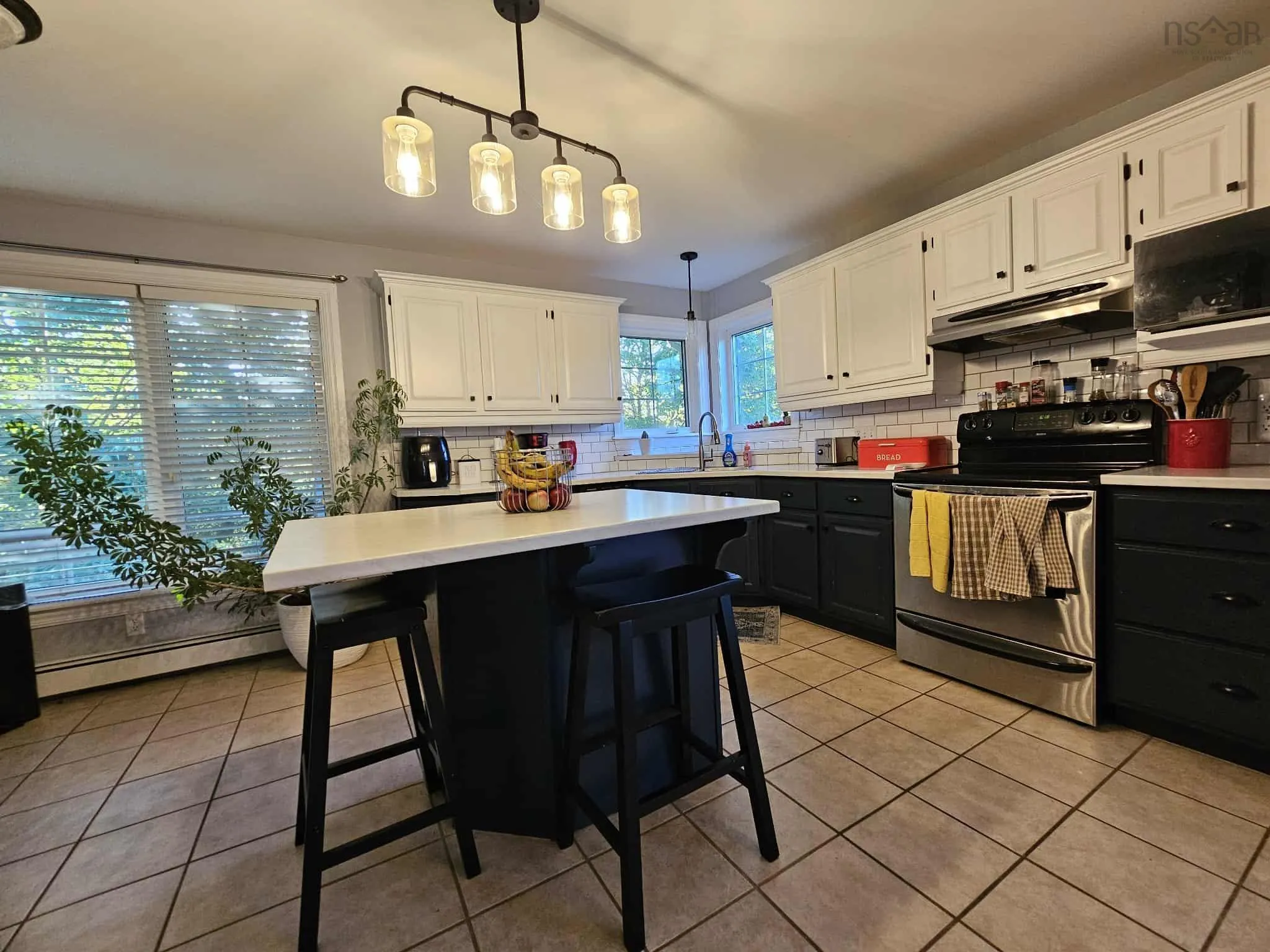 119 Sandy Place, Valley, NS B6L 4G4, 5 Bedrooms Bedrooms, ,3 BathroomsBathrooms,Residential,For Sale,Sandy,202523561