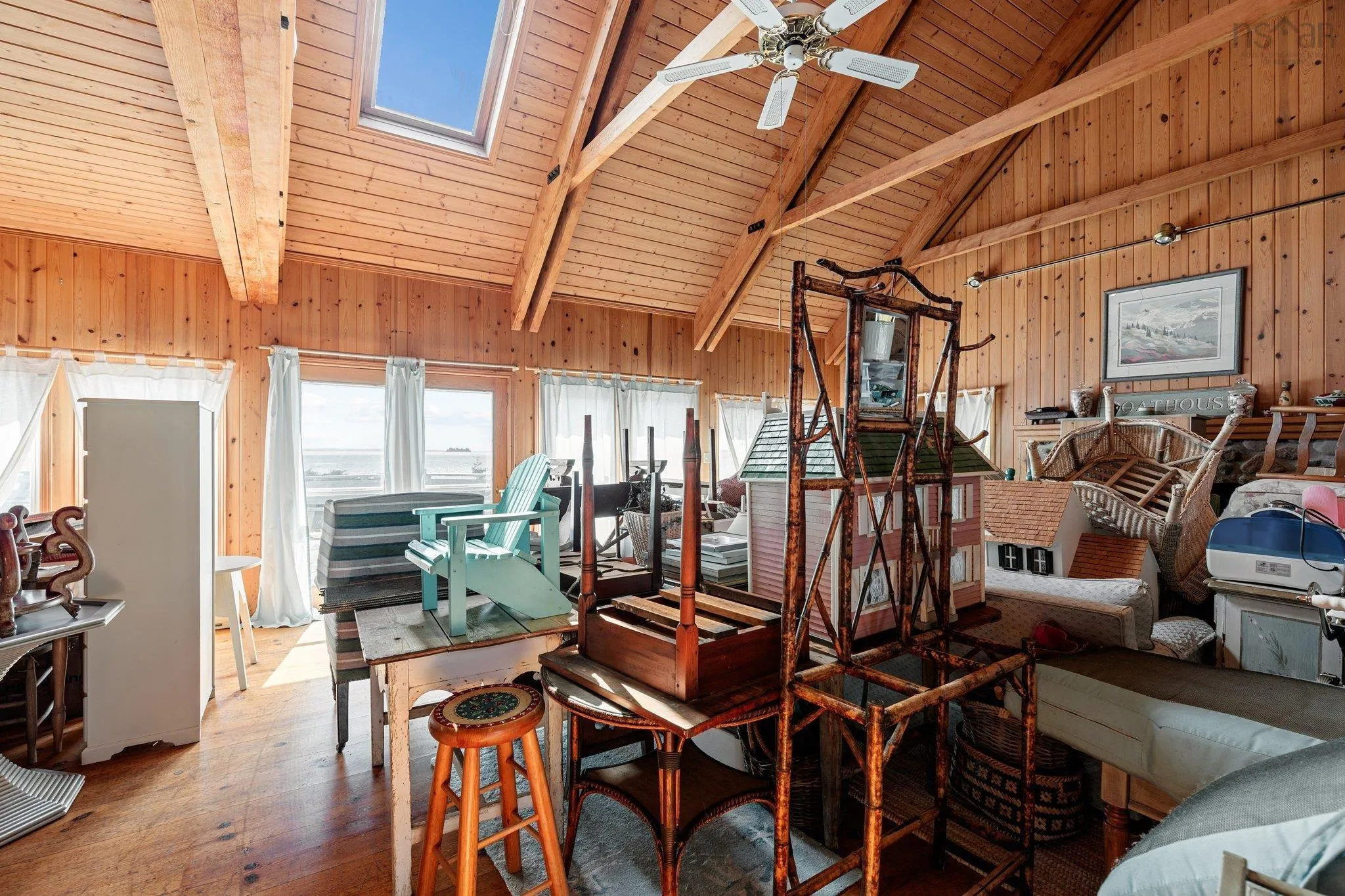 25 Chester Shore Drive, East Chester, NS B0J 1J0, 6 Bedrooms Bedrooms, ,7 BathroomsBathrooms,Residential,For Sale,Chester Shore,202501284