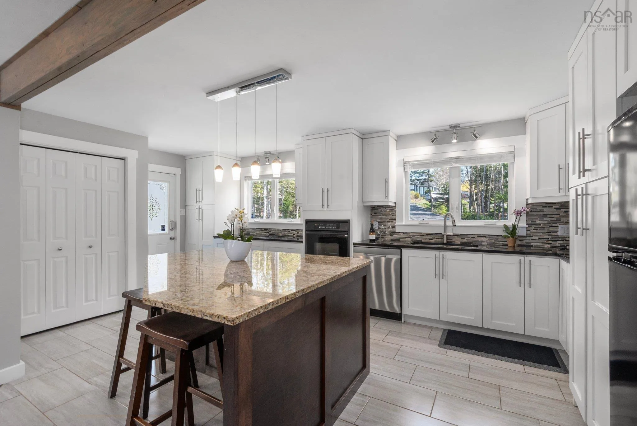 19 Francie Drive, Williamswood, NS B3V 1C1, 3 Bedrooms Bedrooms, ,2 BathroomsBathrooms,Residential,For Sale,Francie,202511457