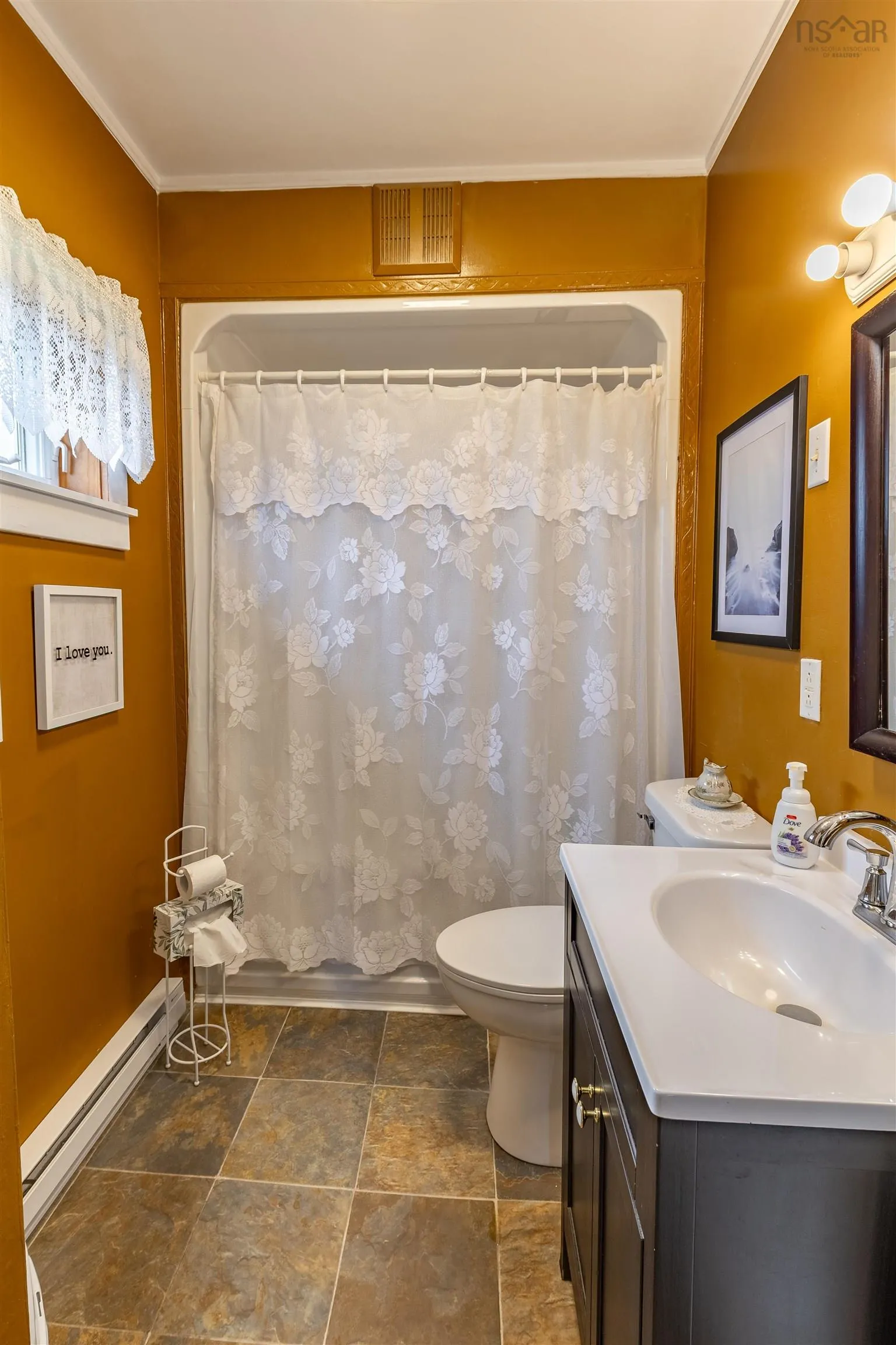 817 Main Shore Road, North Chegoggin Ns B5a 5h2, 4 Bedrooms Bedrooms, ,3 BathroomsBathrooms,Residential,For Sale,Main Shore,202510371
