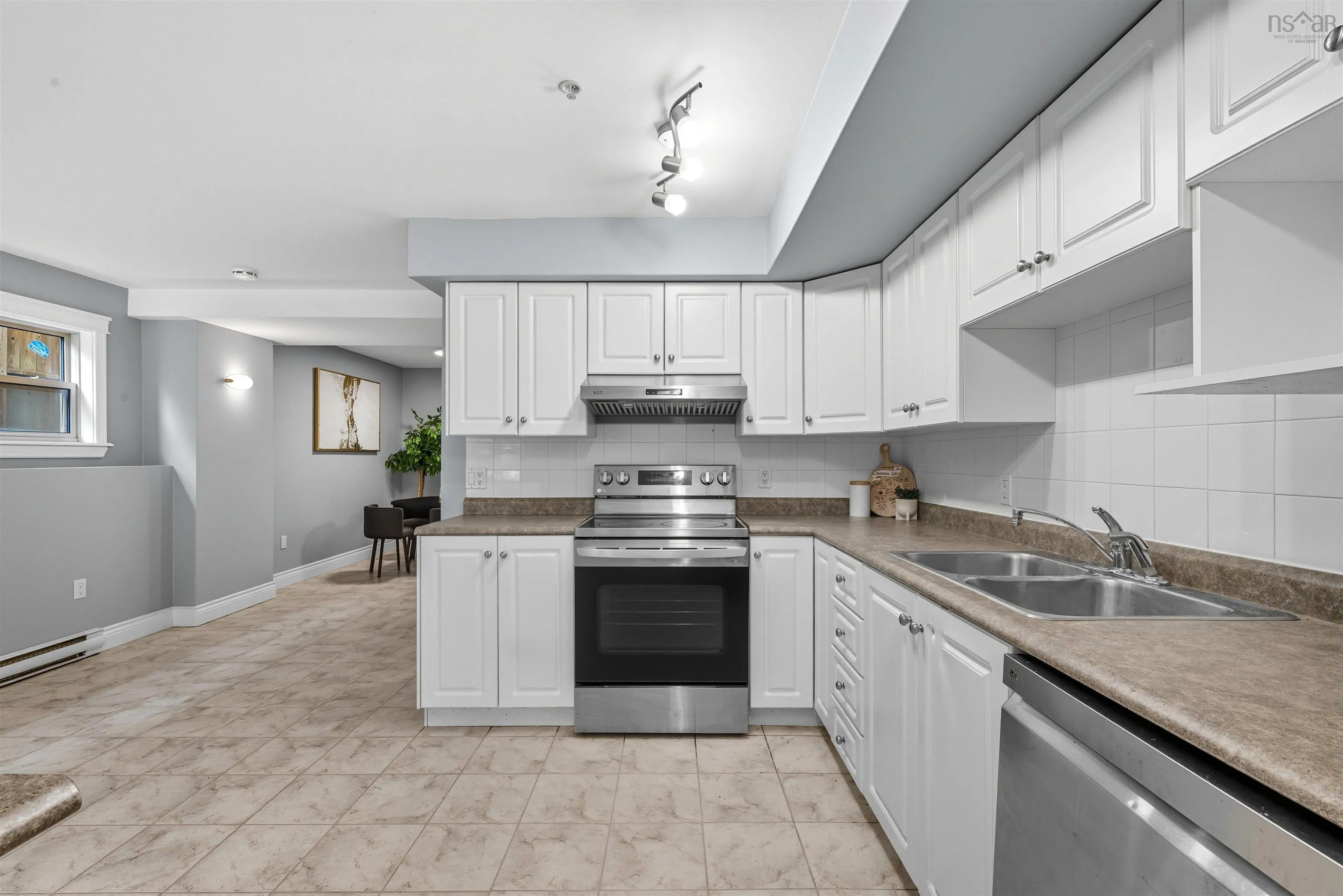 104-5505 Inglis Street, Halifax, NS B3H 1J9, 3 Bedrooms Bedrooms, ,2 BathroomsBathrooms,Residential,For Sale,Inglis,202525381
