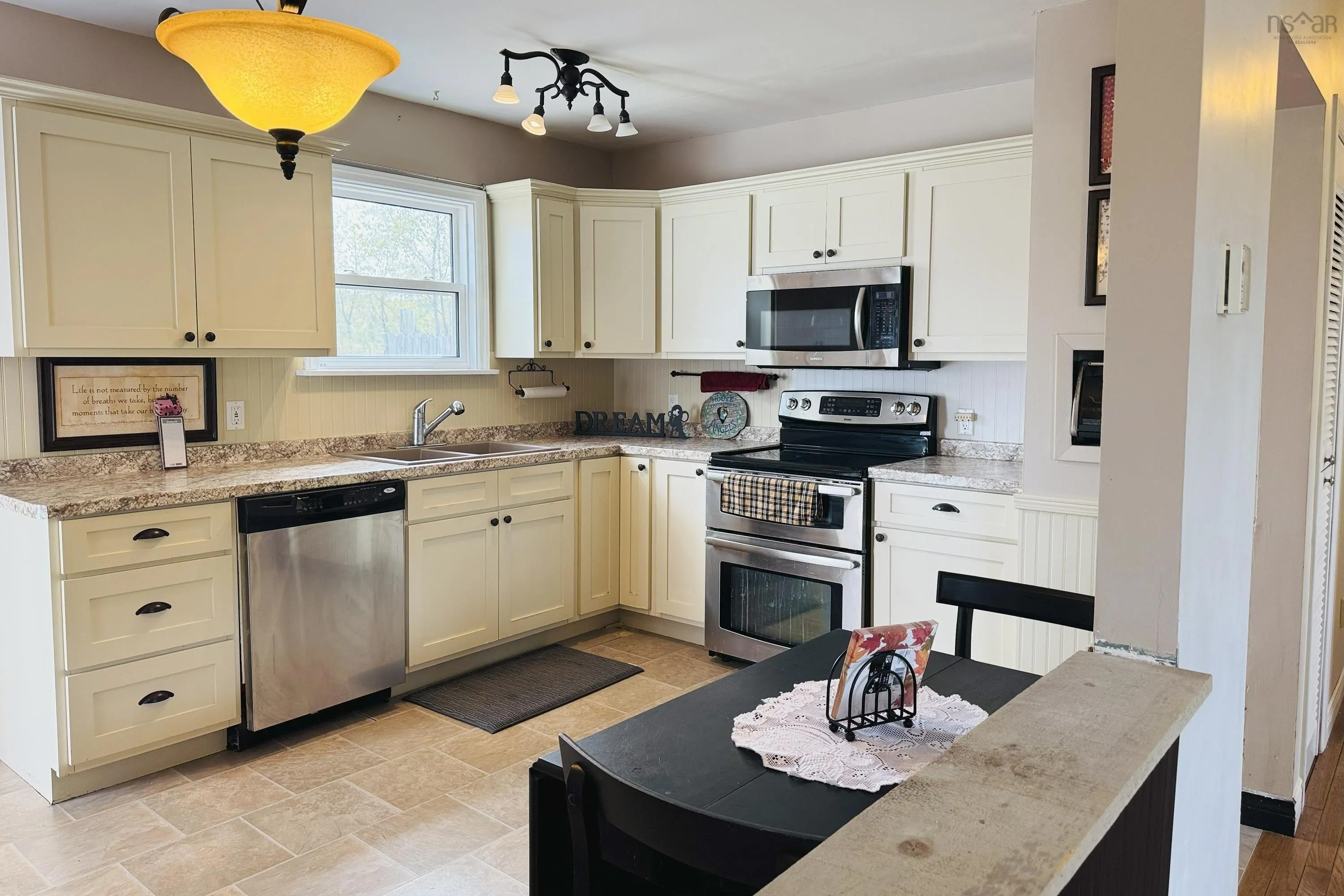 16 Maple Court, Parrsboro, NS B0M 1S0, 2 Bedrooms Bedrooms, ,2 BathroomsBathrooms,Residential,For Sale,Maple,202523193