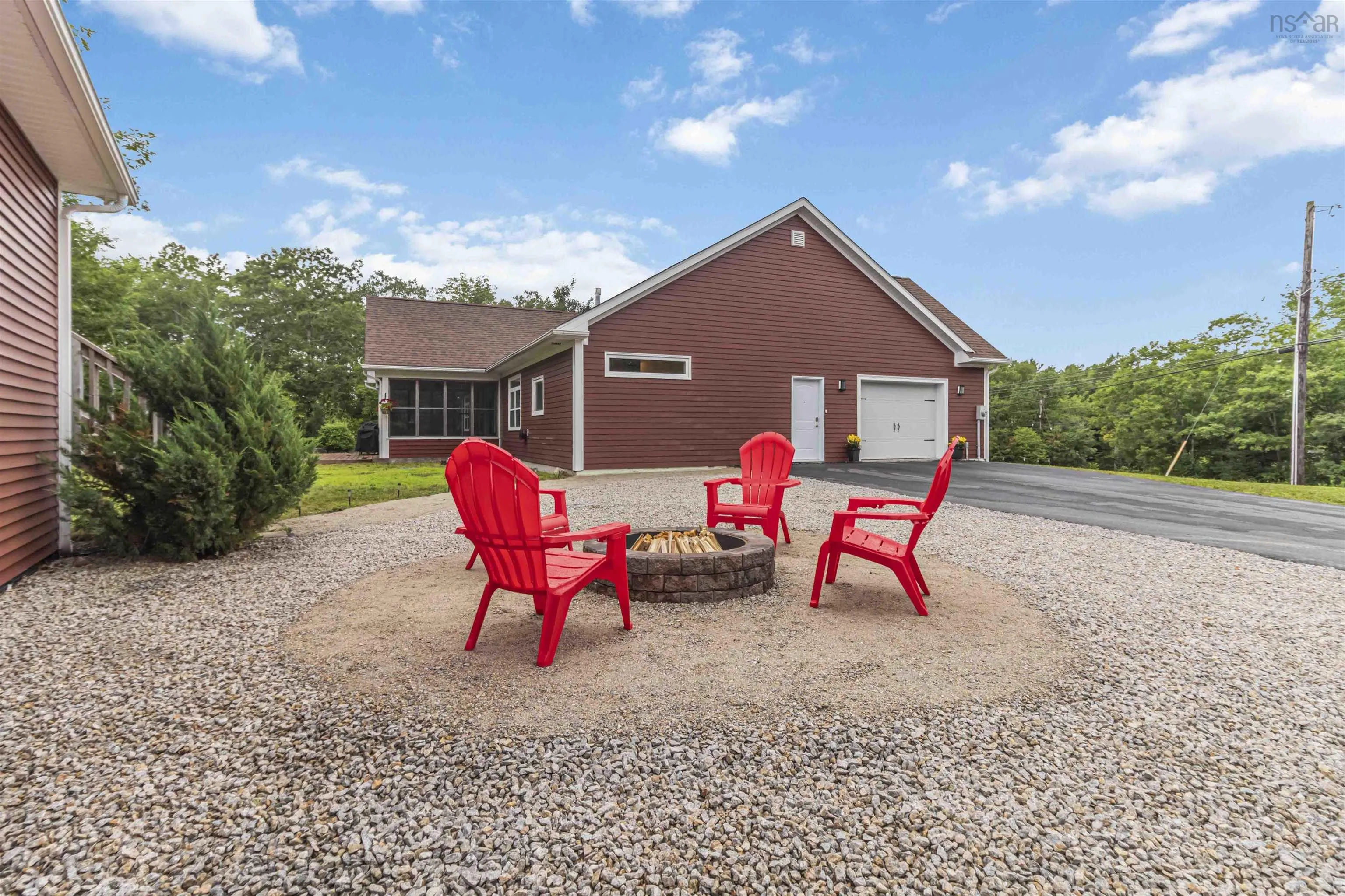 5 Bumblebee Lane, Hubley, NS B3Z 1C2, 3 Bedrooms Bedrooms, ,2 BathroomsBathrooms,Residential,For Sale,Bumblebee,202518378