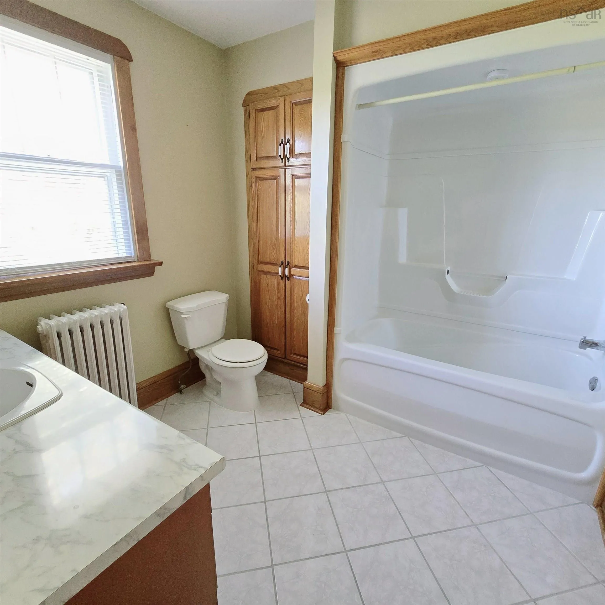 142 Shandwick Street, Sydney, NS B1P 4V6, 5 Bedrooms Bedrooms, ,3 BathroomsBathrooms,Residential,For Sale,Shandwick,202520651