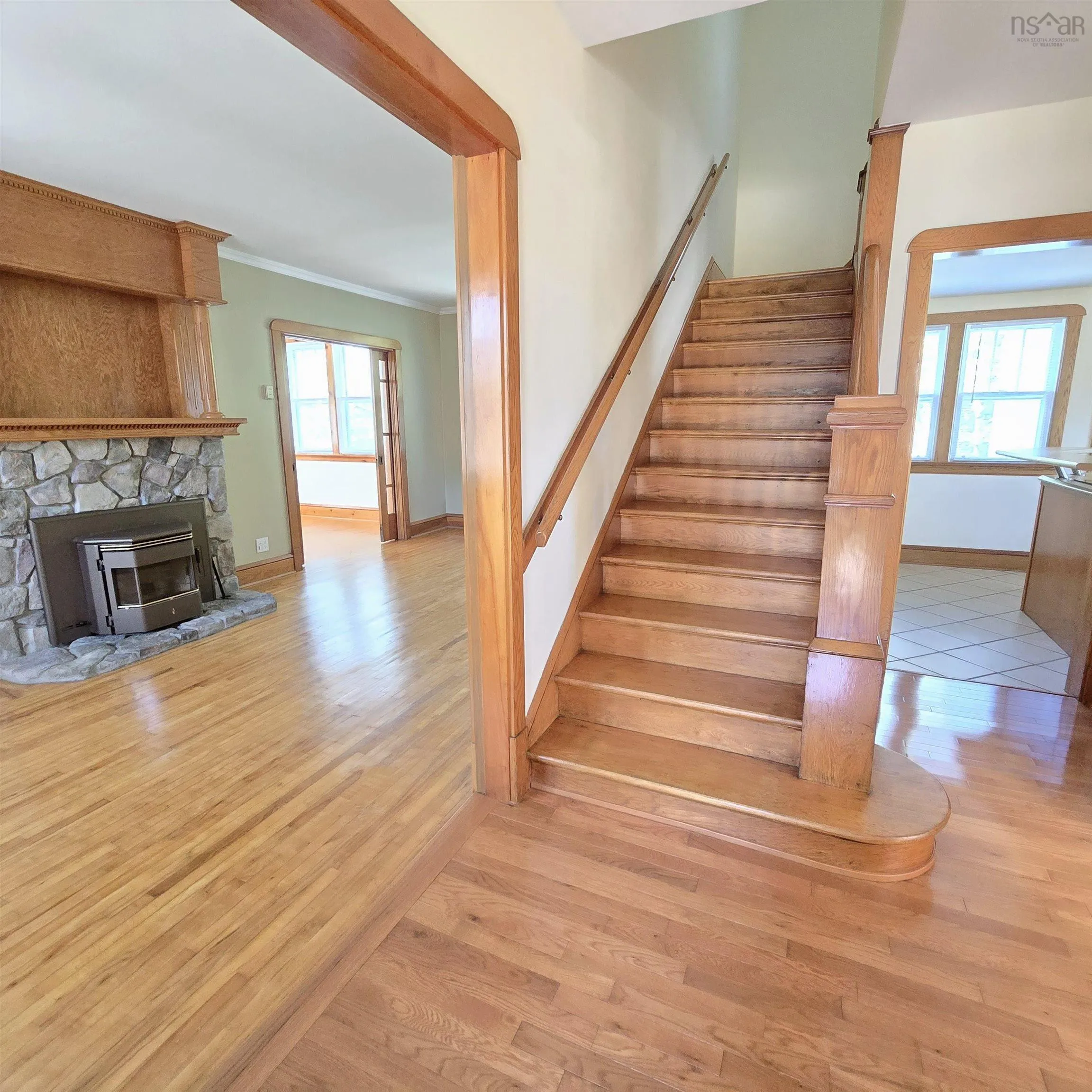 142 Shandwick Street, Sydney, NS B1P 4V6, 5 Bedrooms Bedrooms, ,3 BathroomsBathrooms,Residential,For Sale,Shandwick,202520651