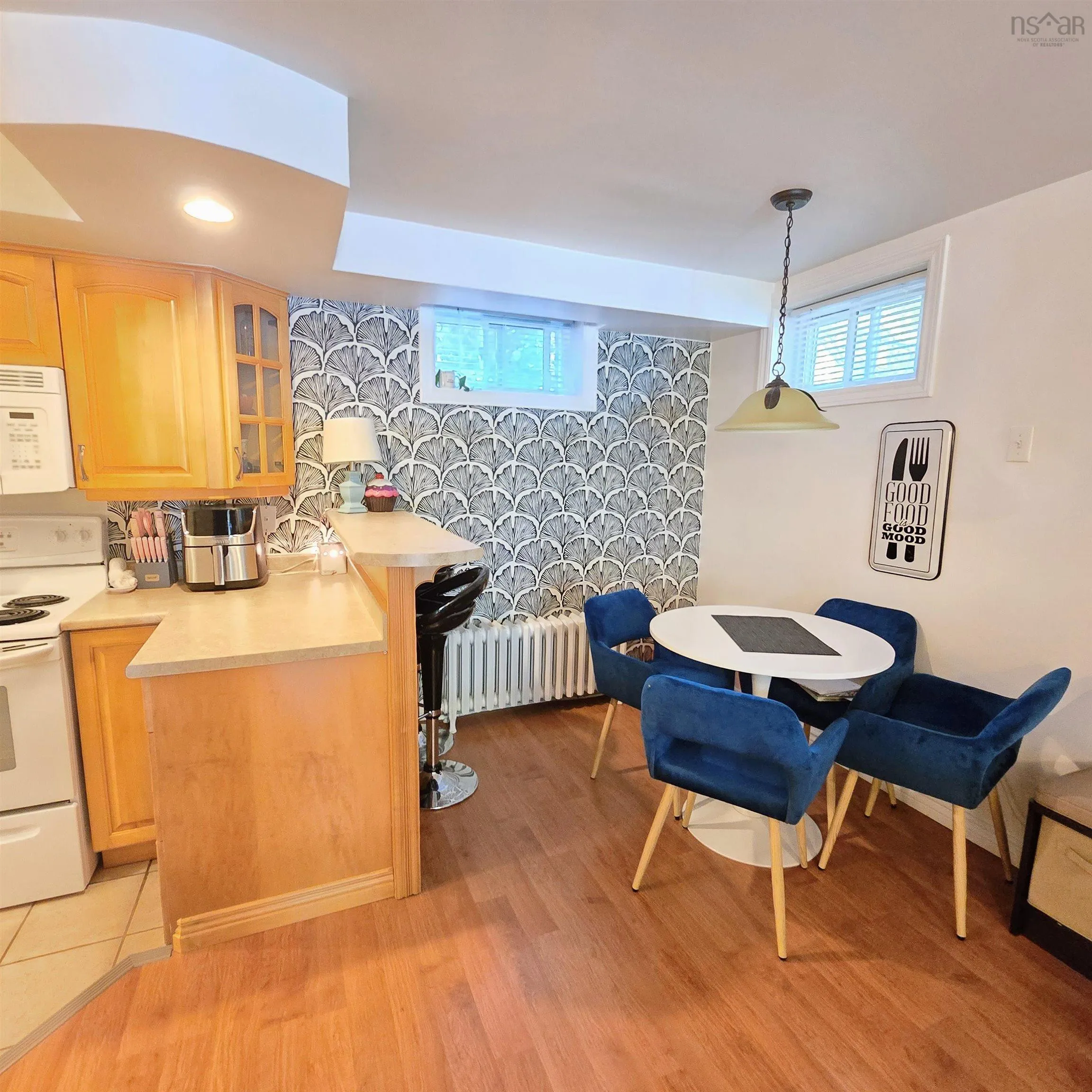 142 Shandwick Street, Sydney, NS B1P 4V6, 5 Bedrooms Bedrooms, ,3 BathroomsBathrooms,Residential,For Sale,Shandwick,202520651