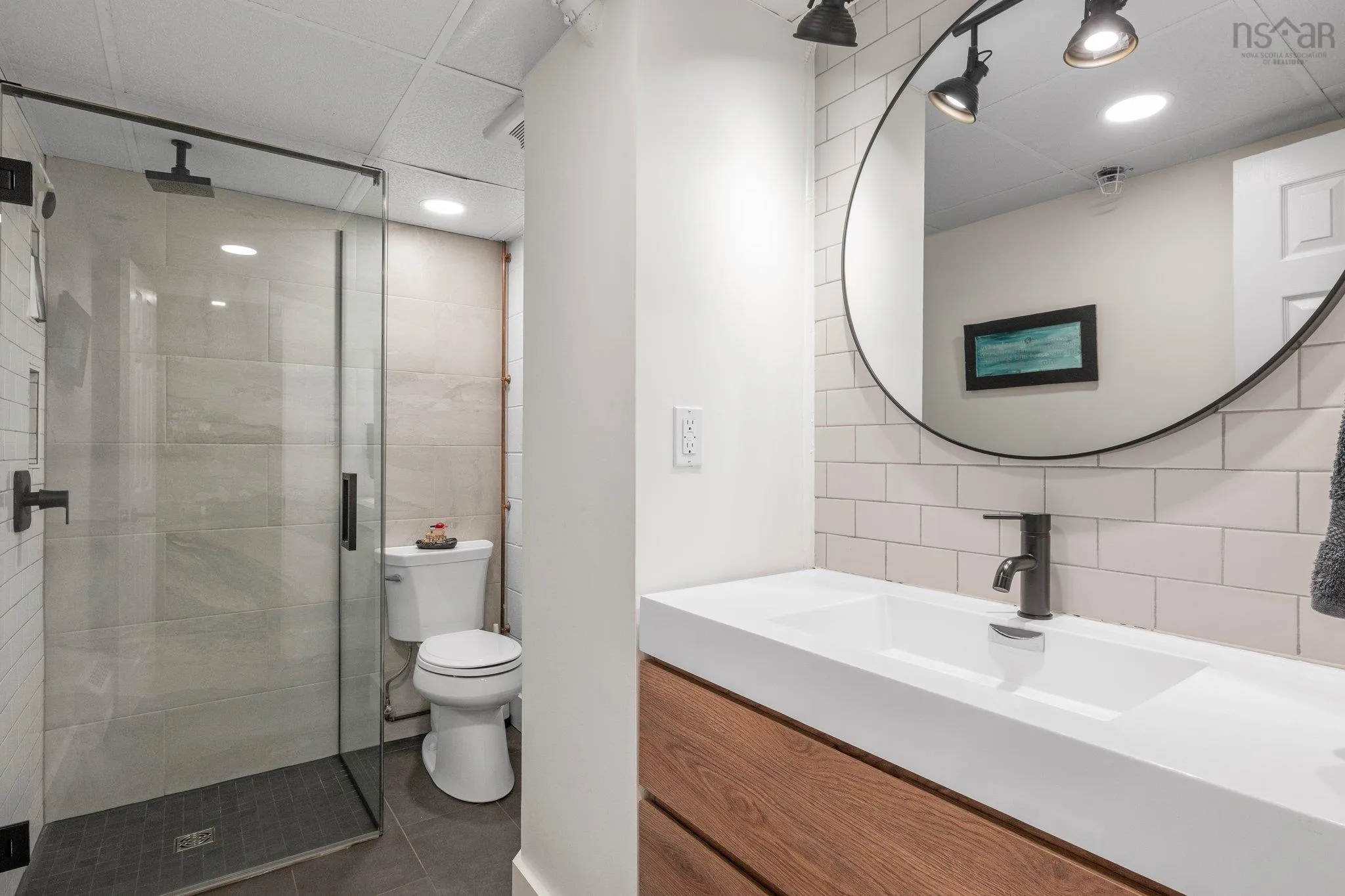 1200-1461 Brenton Street, Halifax Ns B3j 3s7, 1 Bedroom Bedrooms, ,1 BathroomBathrooms,Residential,For Sale,Brenton,202423692