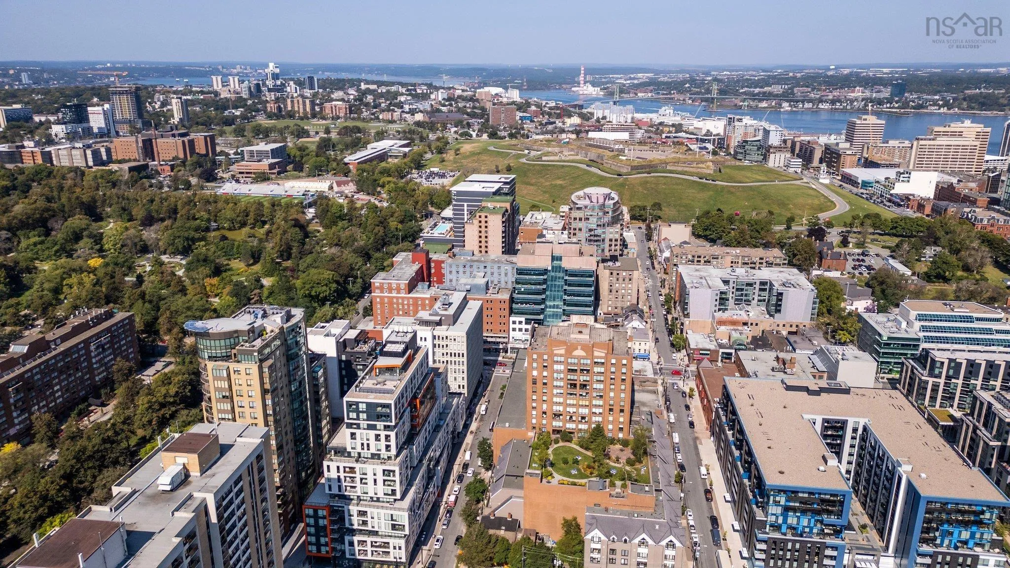 1200-1461 Brenton Street, Halifax Ns B3j 3s7, 1 Bedroom Bedrooms, ,1 BathroomBathrooms,Residential,For Sale,Brenton,202423692