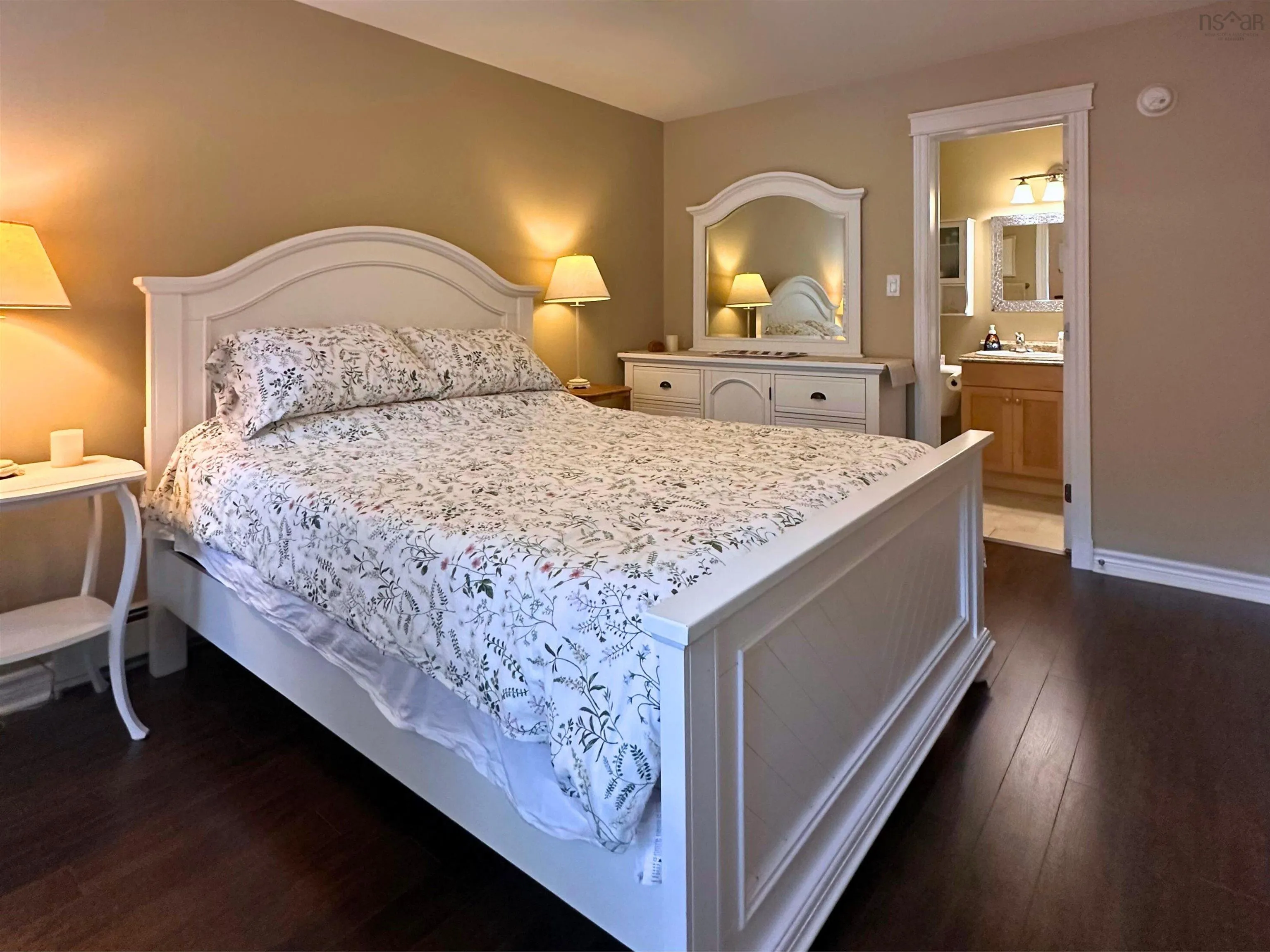 96 Etna Street, Bridgewater, NS B4V 8Z4, 3 Bedrooms Bedrooms, ,3 BathroomsBathrooms,Residential,For Sale,Etna,202521934