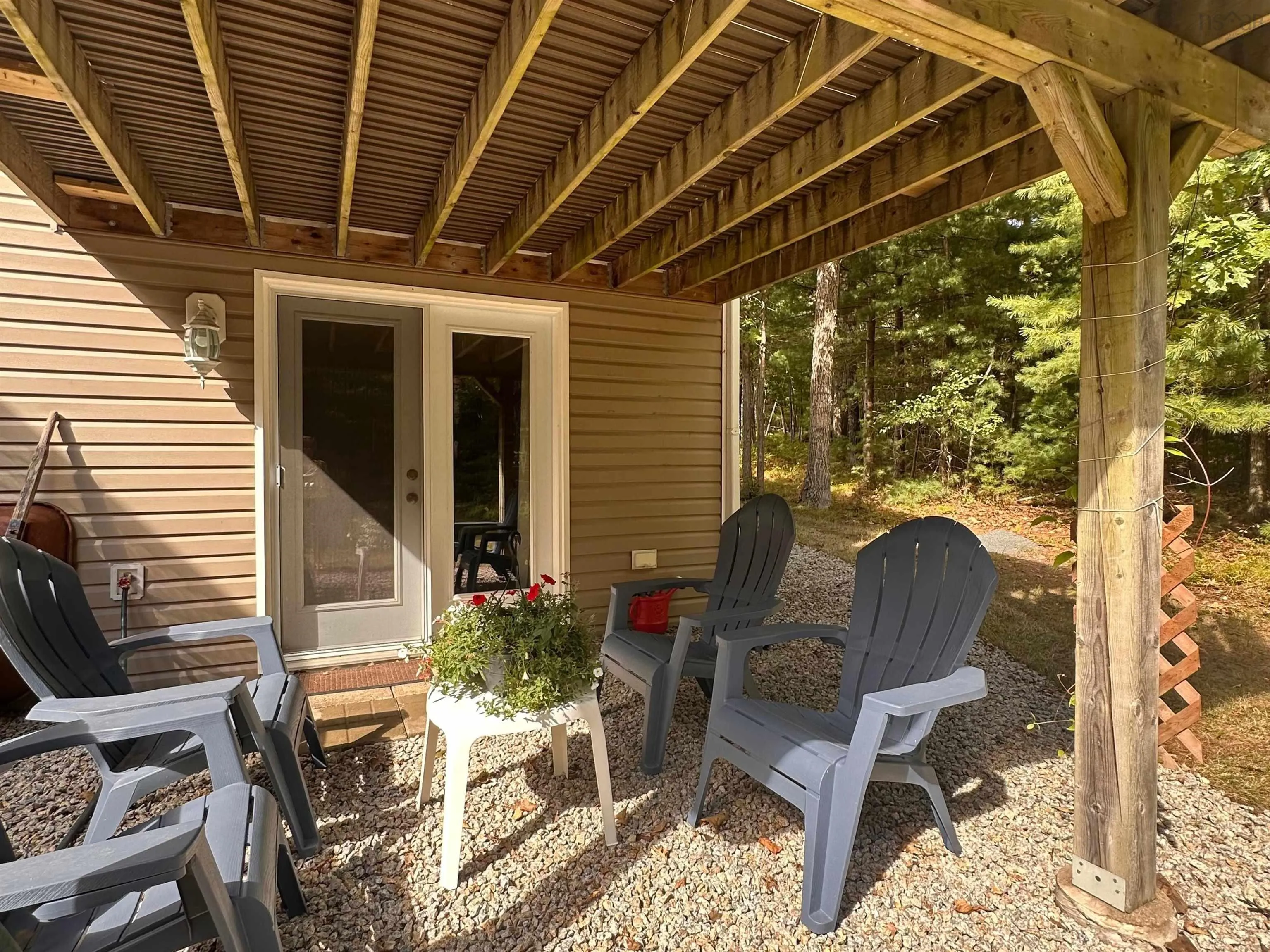96 Etna Street, Bridgewater, NS B4V 8Z4, 3 Bedrooms Bedrooms, ,3 BathroomsBathrooms,Residential,For Sale,Etna,202521934