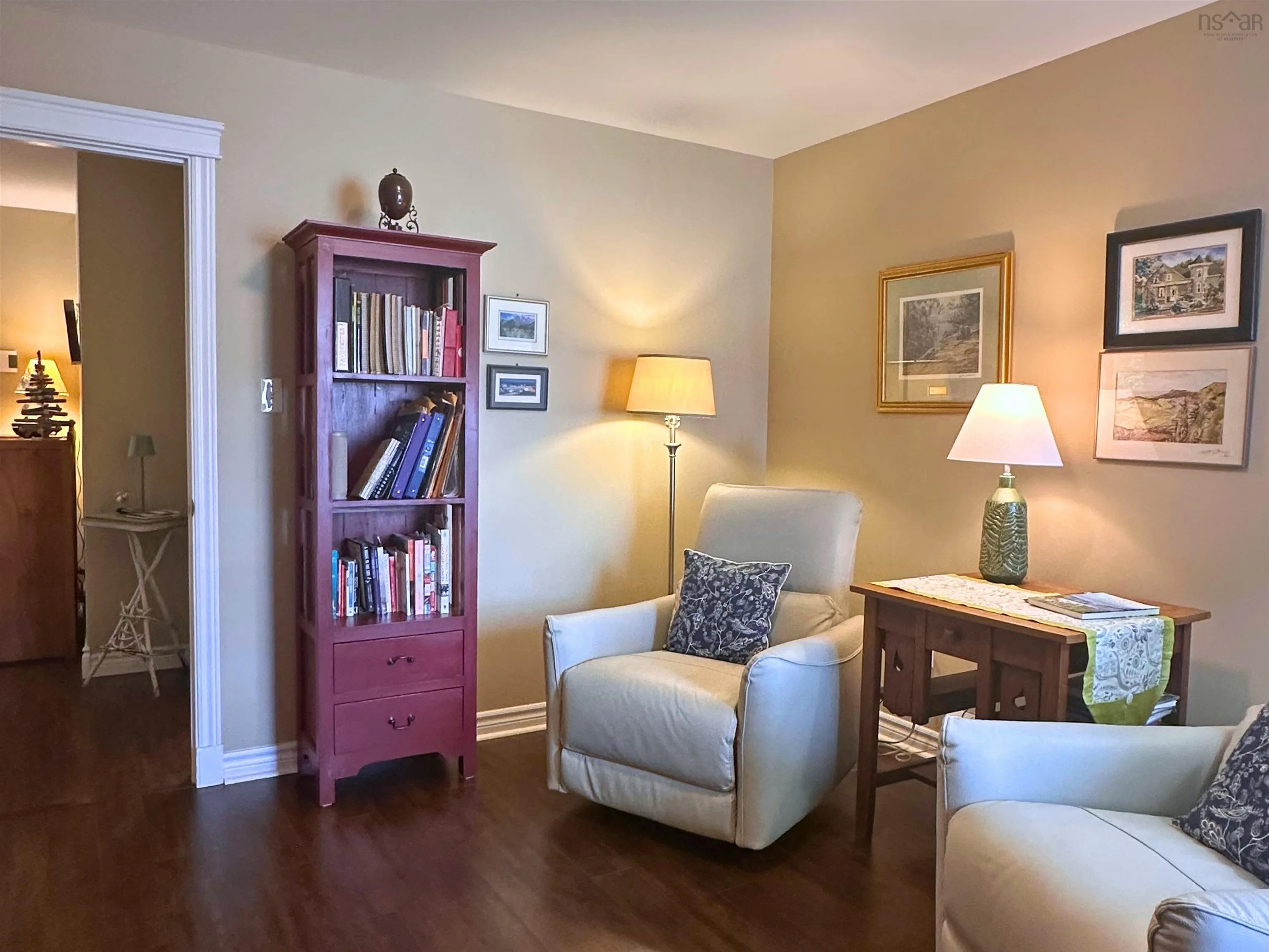 96 Etna Street, Bridgewater, NS B4V 8Z4, 3 Bedrooms Bedrooms, ,3 BathroomsBathrooms,Residential,For Sale,Etna,202521934