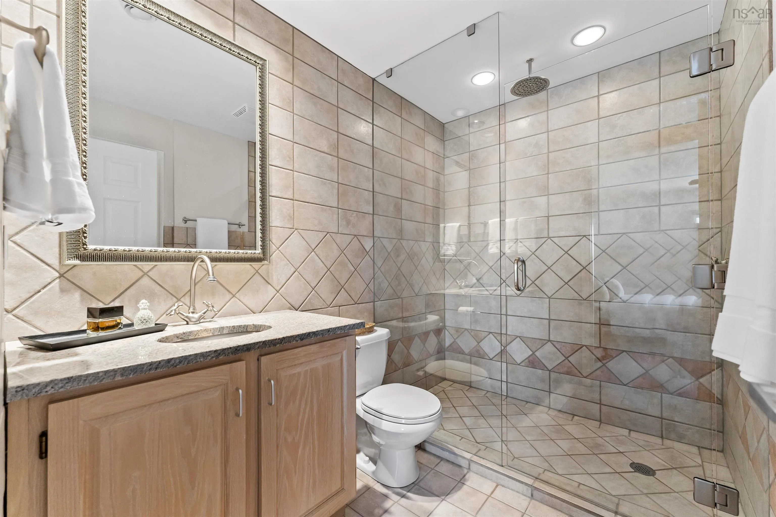 71 Anchor Drive, Halifax Ns B3n 3b9, 3 Bedrooms Bedrooms, ,4 BathroomsBathrooms,Residential,For Sale,Anchor,202509352