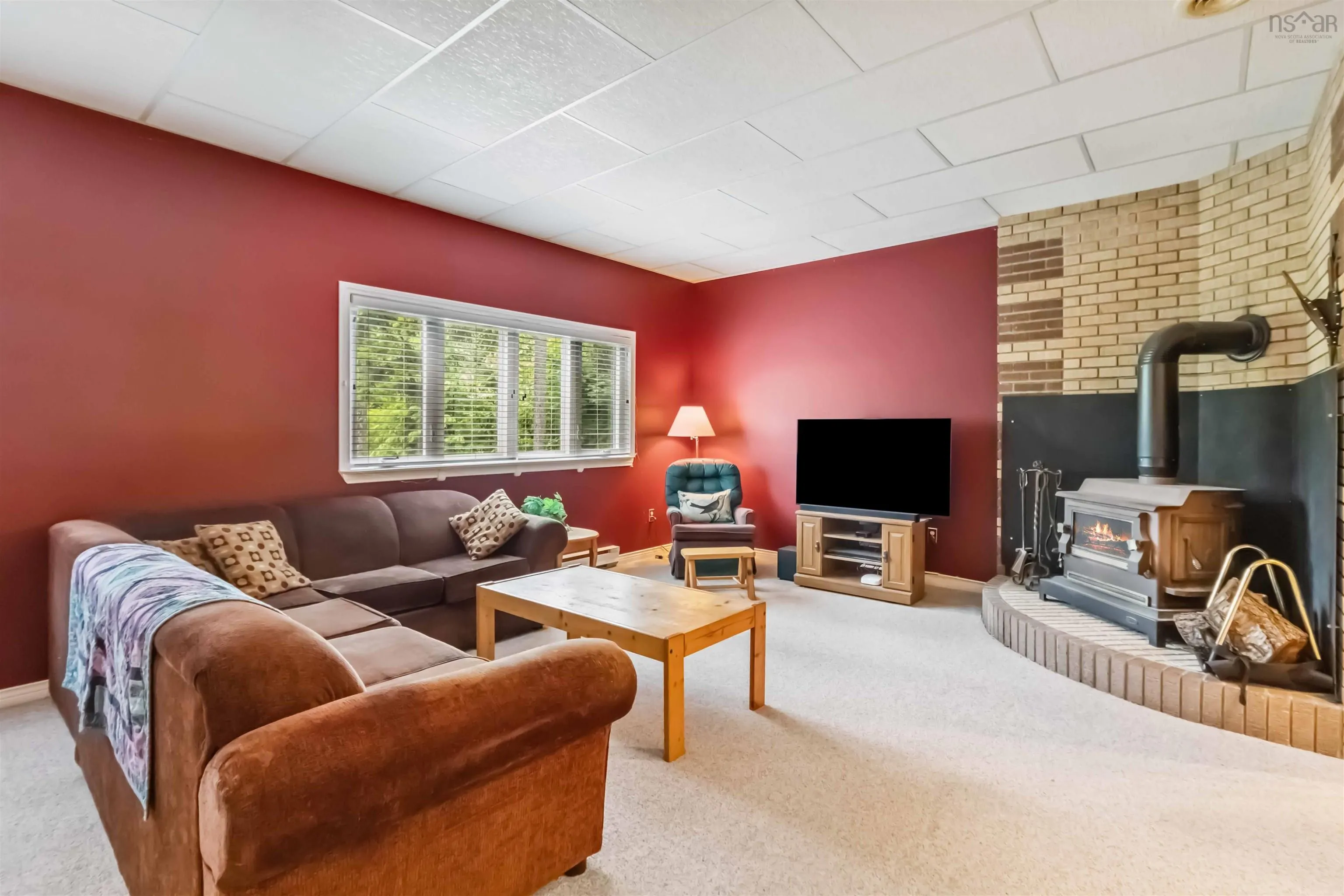 10 Crystal Drive, Bedford, NS B4A 3R4, 4 Bedrooms Bedrooms, ,3 BathroomsBathrooms,Residential,For Sale,Crystal,202516209