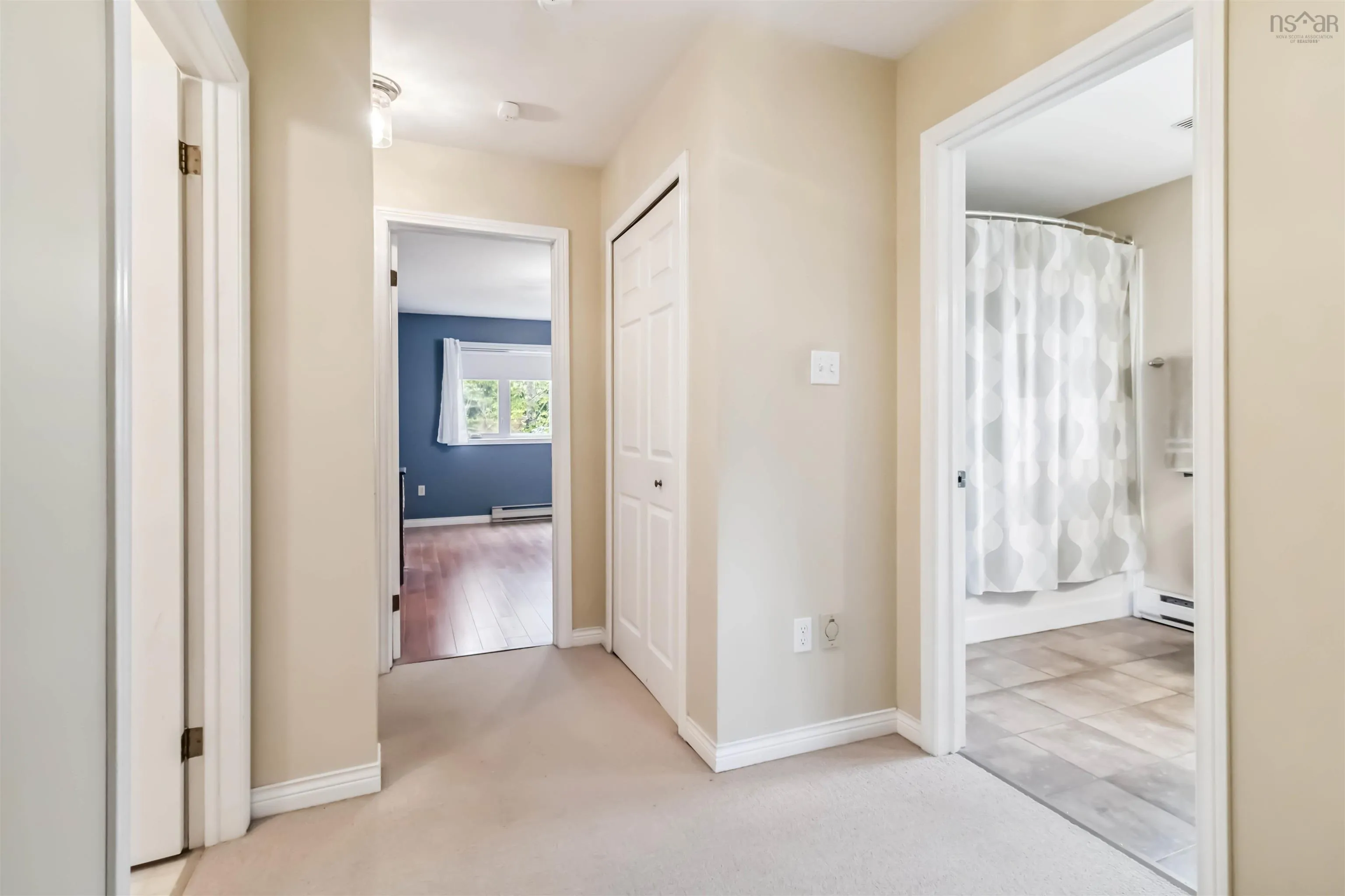 10 Crystal Drive, Bedford, NS B4A 3R4, 4 Bedrooms Bedrooms, ,3 BathroomsBathrooms,Residential,For Sale,Crystal,202516209
