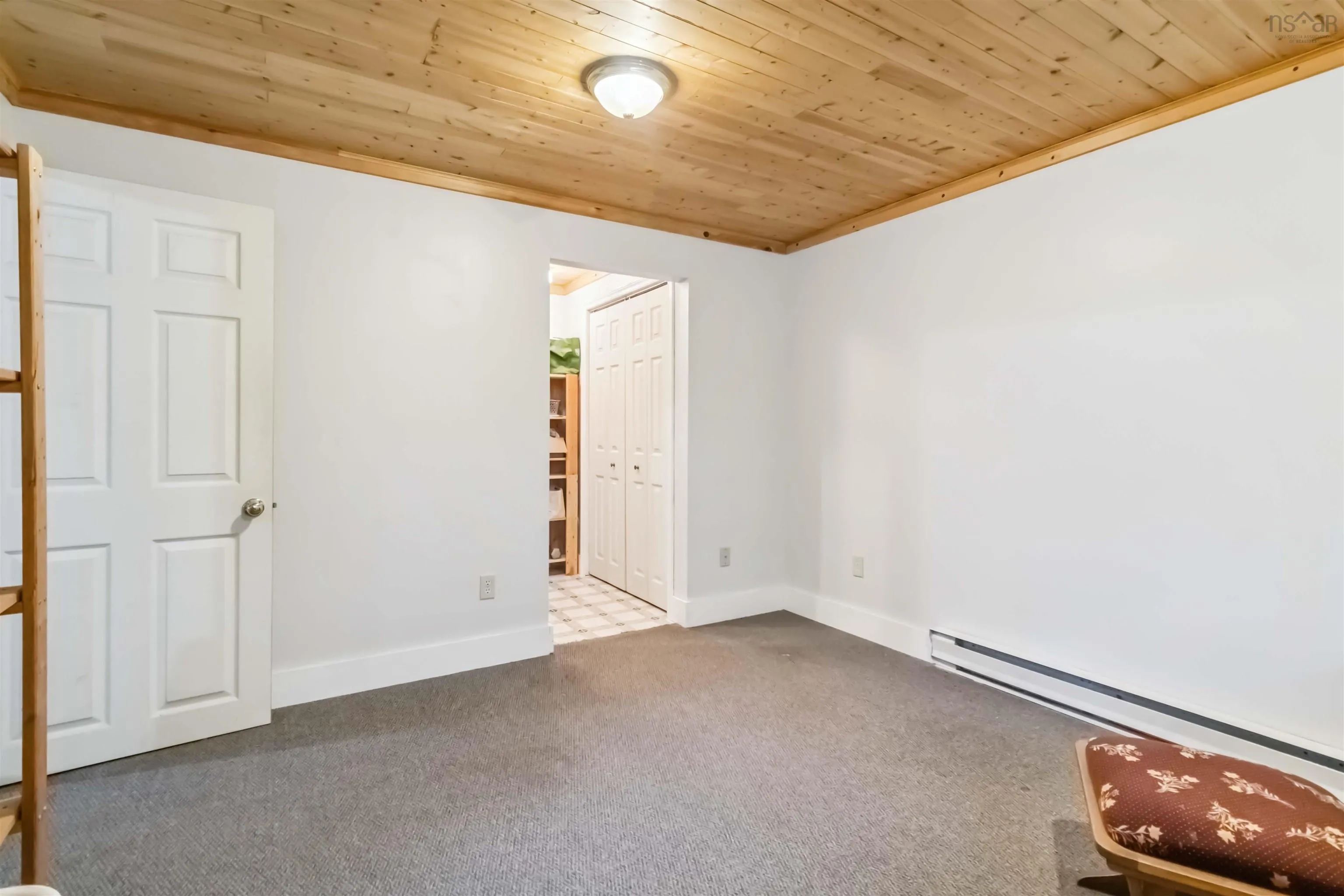10 Crystal Drive, Bedford, NS B4A 3R4, 4 Bedrooms Bedrooms, ,3 BathroomsBathrooms,Residential,For Sale,Crystal,202516209