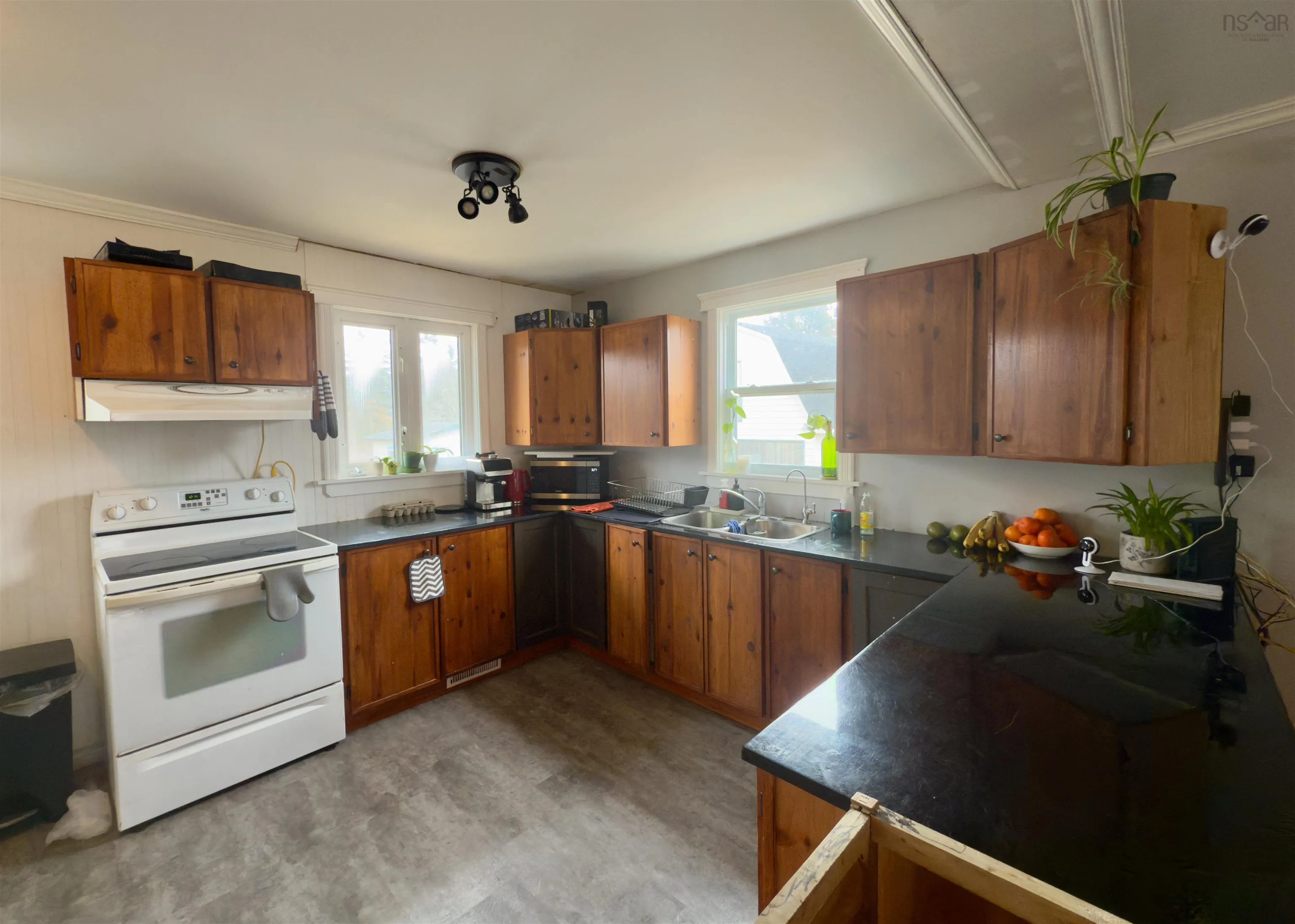 336 Tinkham Road, Brooklyn Ns B5a 5j3, 4 Bedrooms Bedrooms, ,2 BathroomsBathrooms,Residential,For Sale,Tinkham,202507365