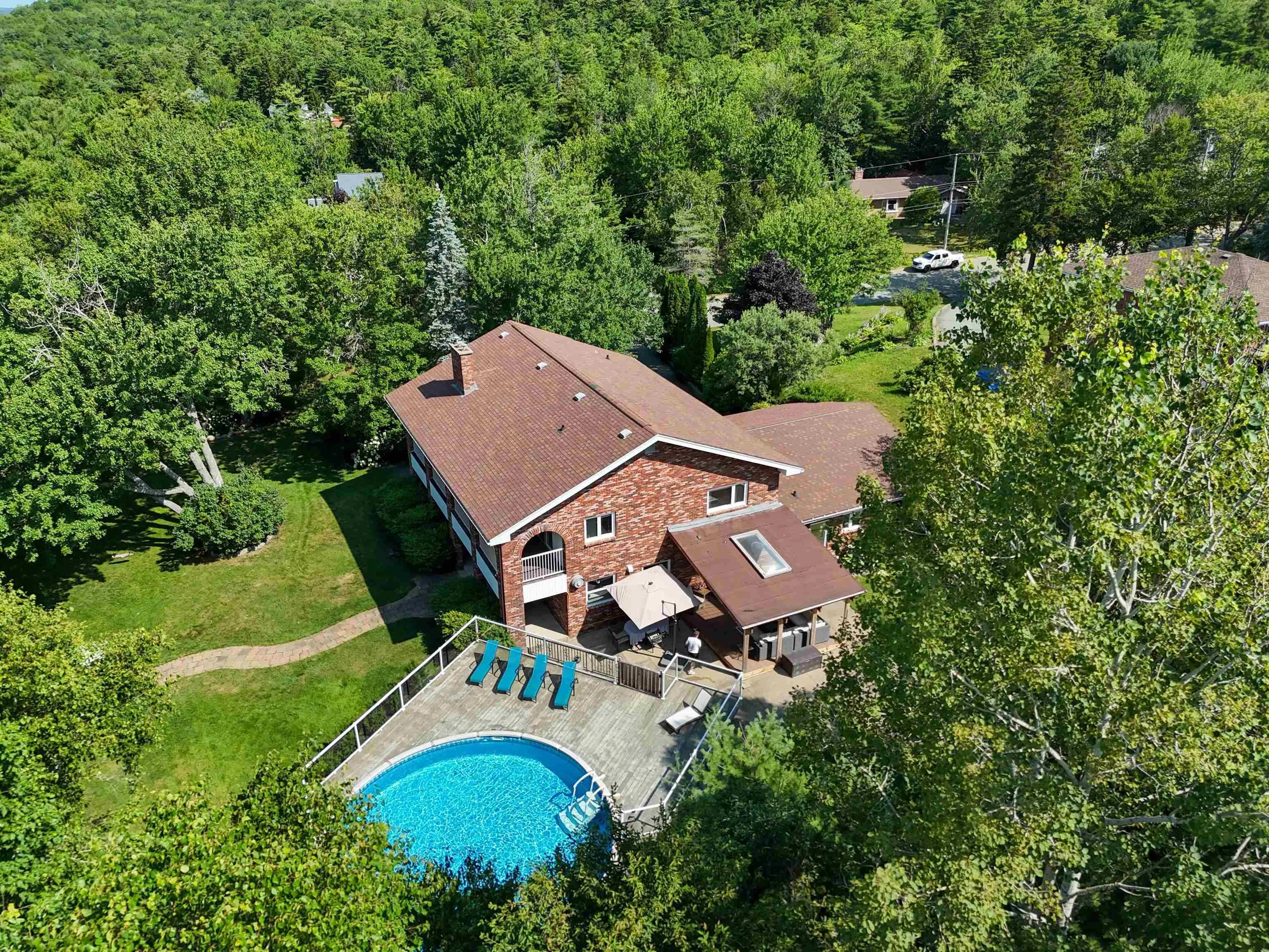 27 Joe Street, Waverley, NS B2R 1E1, 4 Bedrooms Bedrooms, ,3 BathroomsBathrooms,Residential,For Sale,Joe,202518739