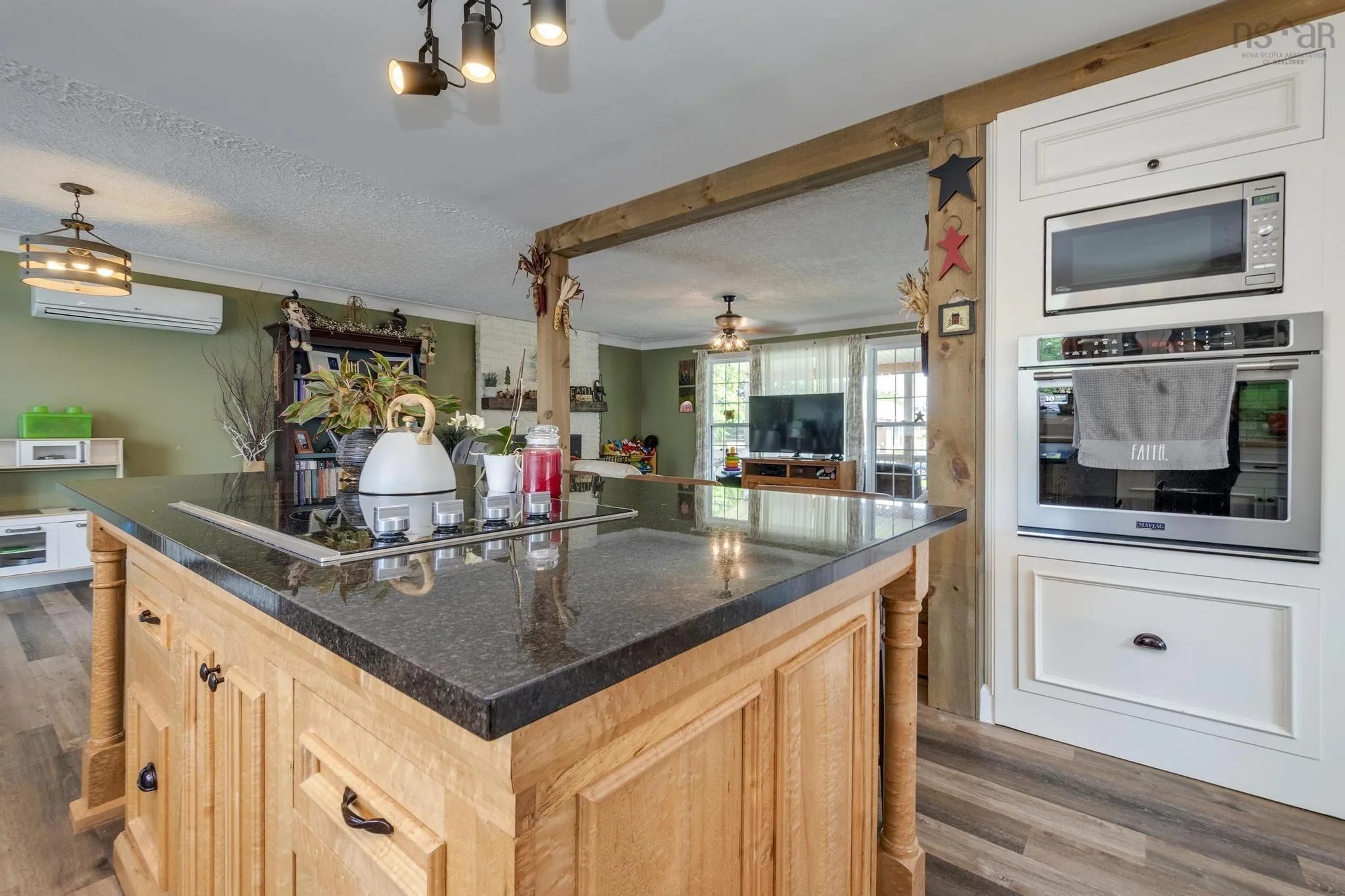 51 Weir Avenue, Stellarton, NS B0K 1S0, 4 Bedrooms Bedrooms, ,2 BathroomsBathrooms,Residential,For Sale,Weir,202518017