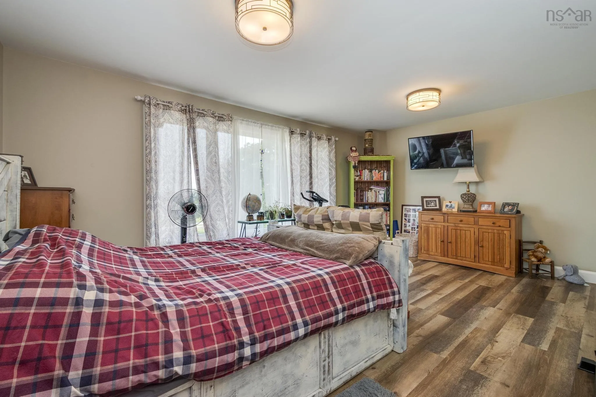 51 Weir Avenue, Stellarton, NS B0K 1S0, 4 Bedrooms Bedrooms, ,2 BathroomsBathrooms,Residential,For Sale,Weir,202518017
