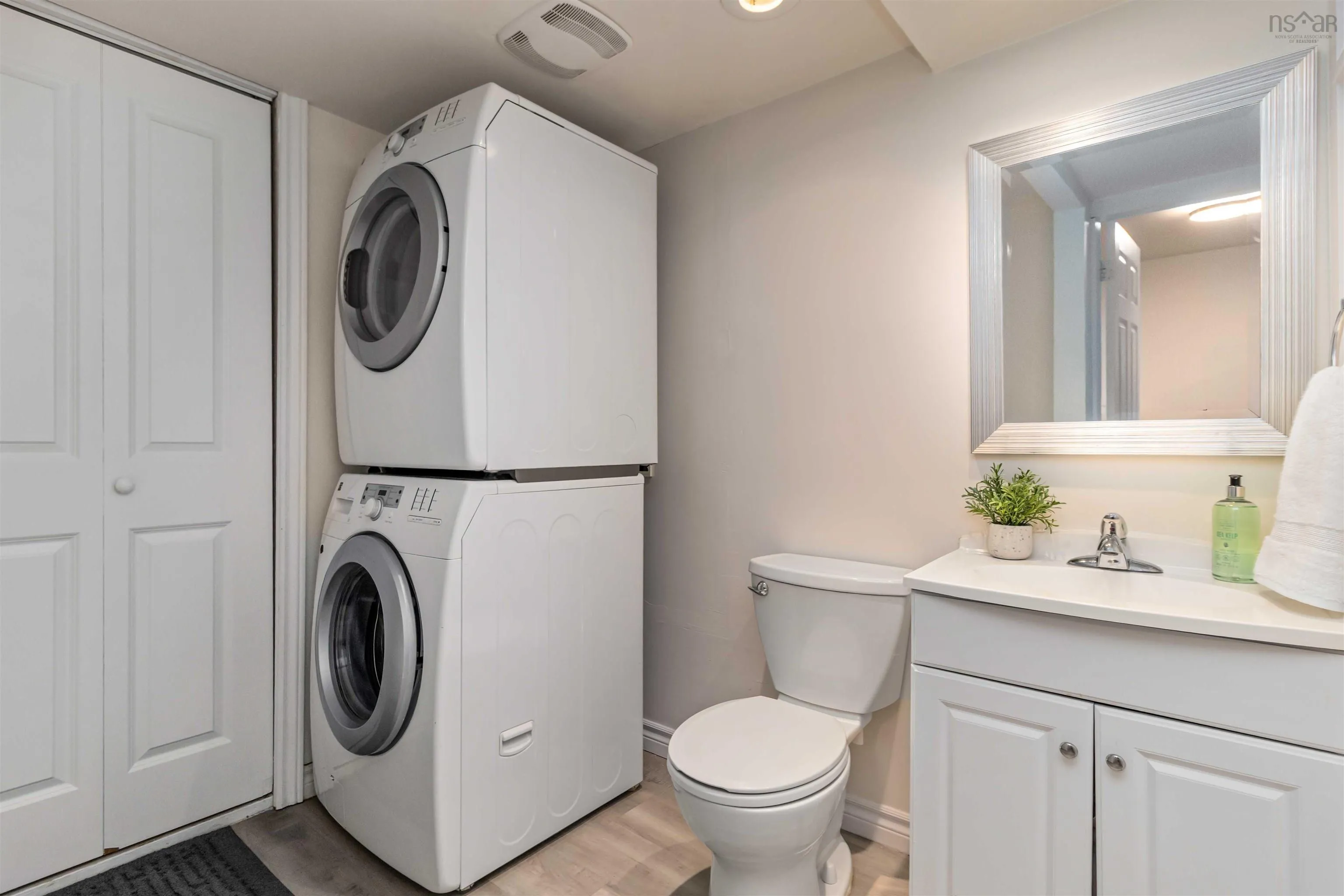 42 Jon Jacques Court, Bedford, NS B4A 4H1, 3 Bedrooms Bedrooms, ,3 BathroomsBathrooms,Residential,For Sale,Jon Jacques,202524273
