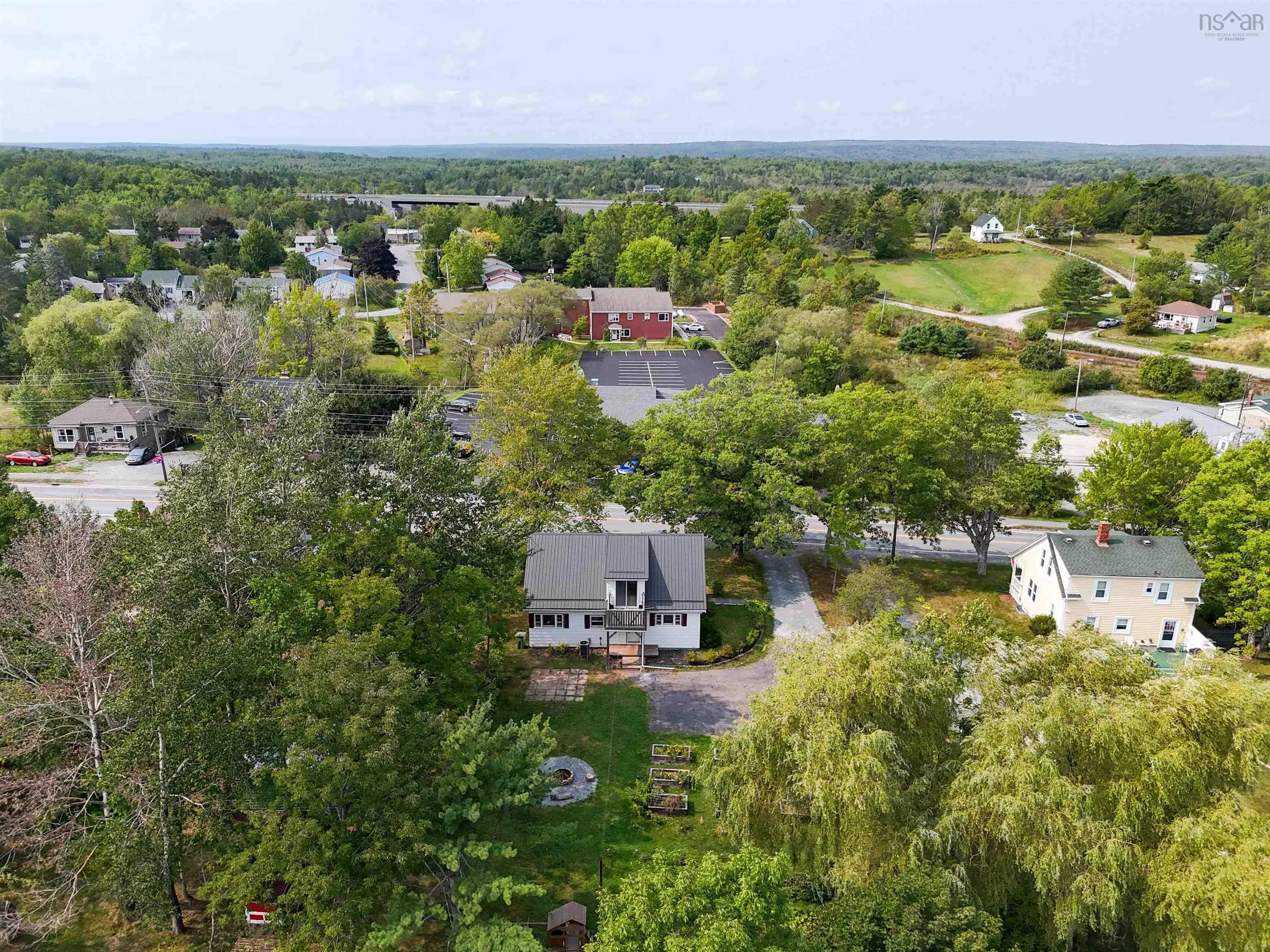 193 2 Highway, Enfield, NS B2T 1C8, 4 Bedrooms Bedrooms, ,2 BathroomsBathrooms,Residential,For Sale,2,202522845