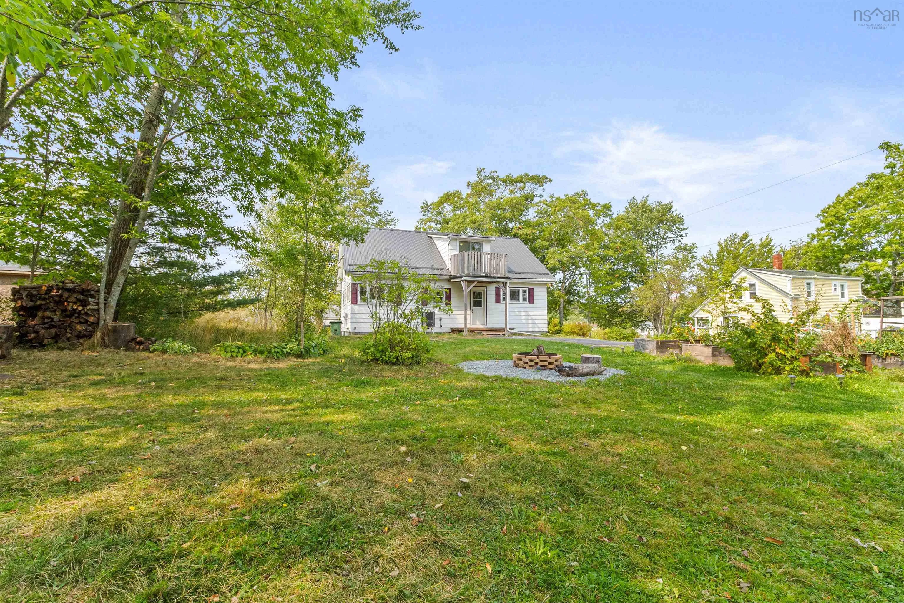 193 2 Highway, Enfield, NS B2T 1C8, 4 Bedrooms Bedrooms, ,2 BathroomsBathrooms,Residential,For Sale,2,202522845