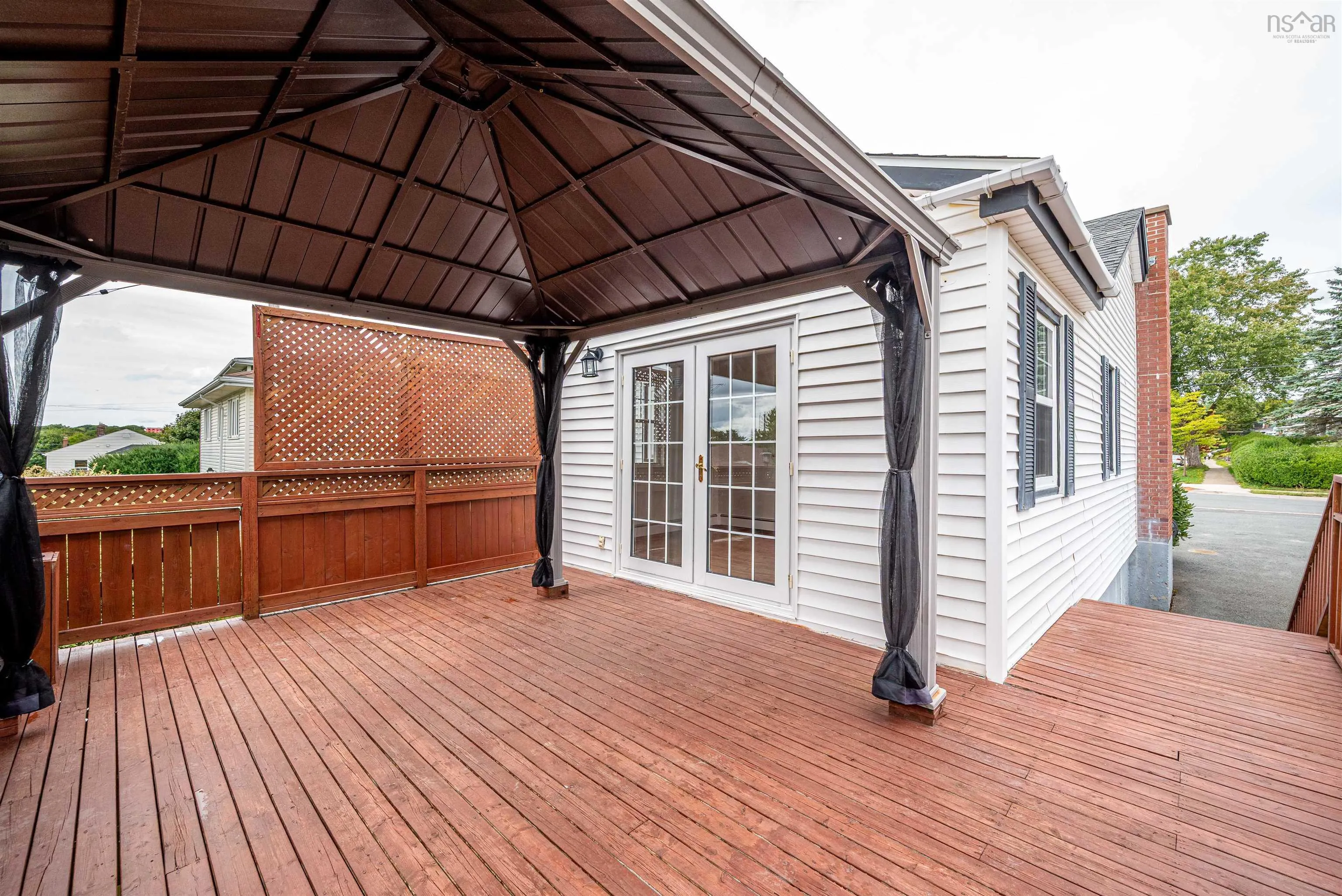 8 Frederick Street, Dartmouth, NS B3A 2C3, 3 Bedrooms Bedrooms, ,2 BathroomsBathrooms,Residential,For Sale,Frederick,202522787