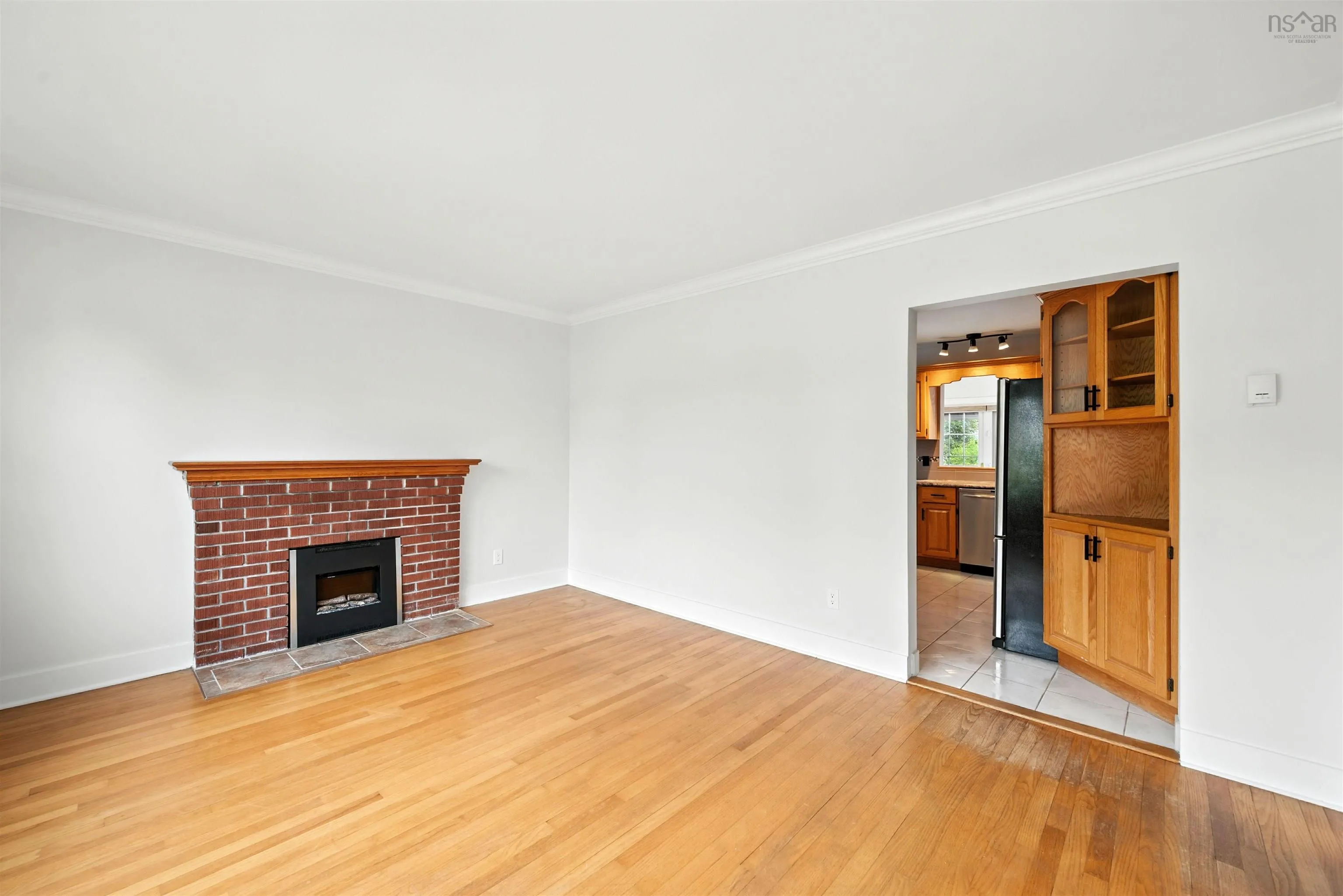 8 Frederick Street, Dartmouth, NS B3A 2C3, 3 Bedrooms Bedrooms, ,2 BathroomsBathrooms,Residential,For Sale,Frederick,202522787