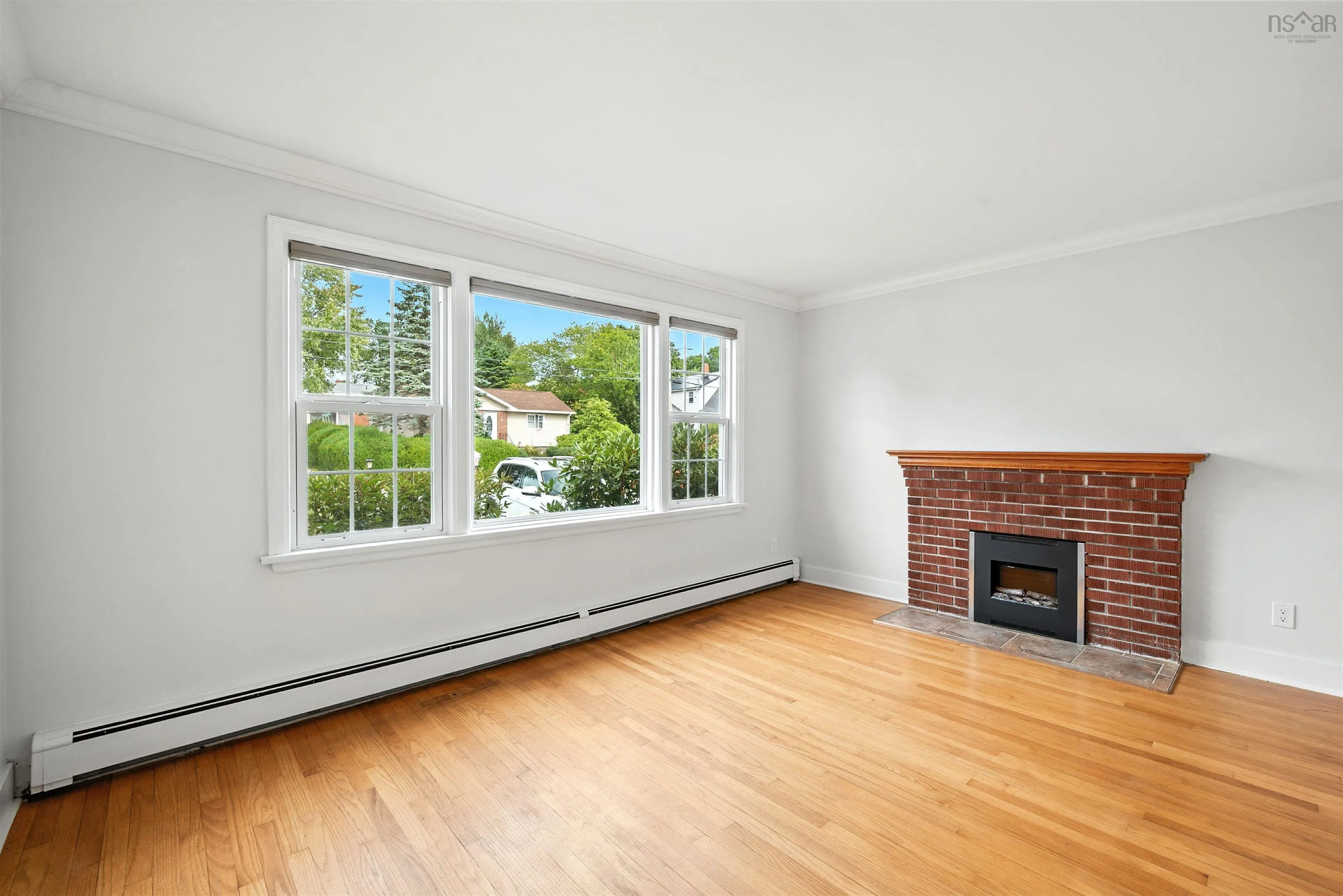 8 Frederick Street, Dartmouth, NS B3A 2C3, 3 Bedrooms Bedrooms, ,2 BathroomsBathrooms,Residential,For Sale,Frederick,202522787
