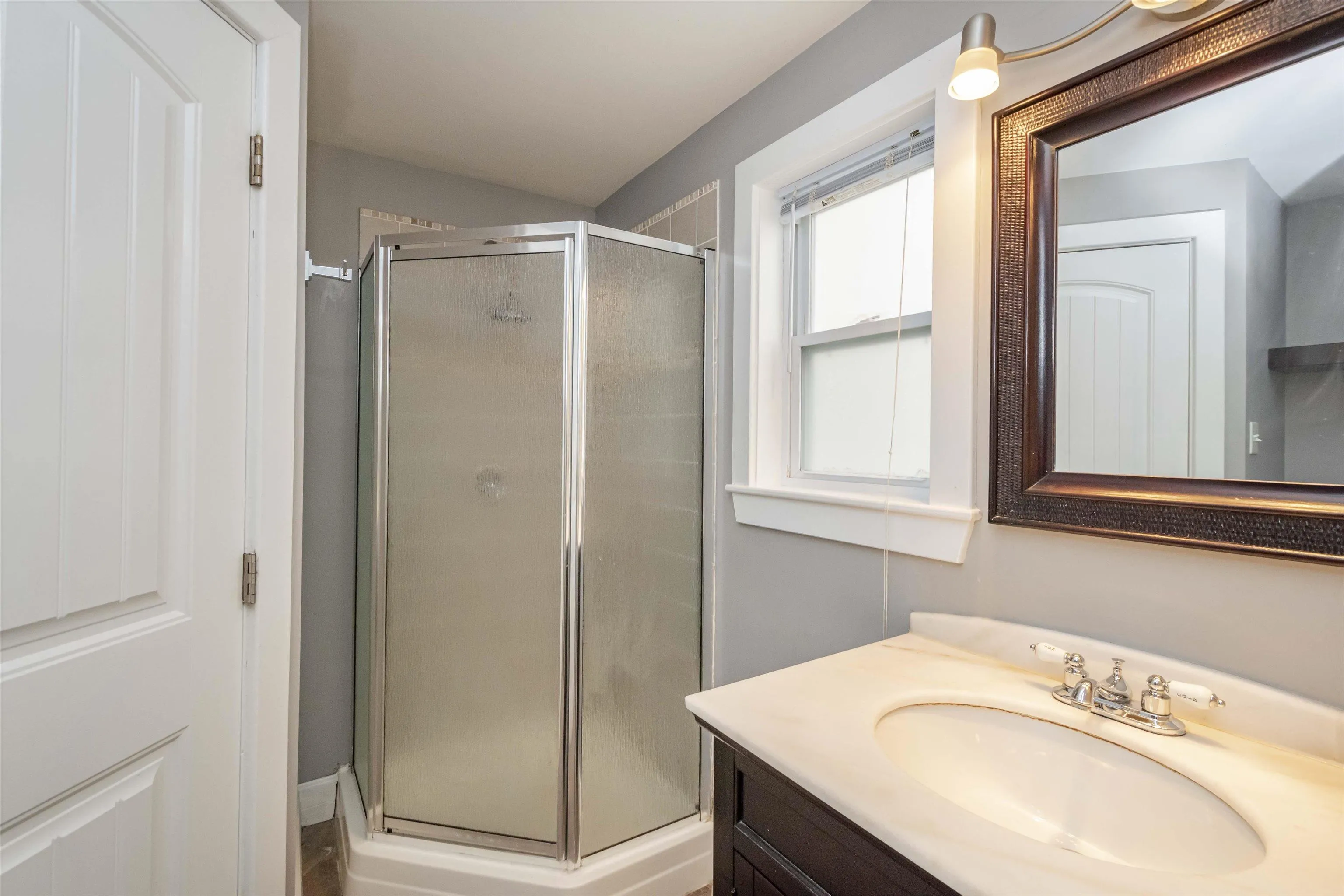 6029 Wells Street, Halifax Peninsula Ns B3k 2m9, 3 Bedrooms Bedrooms, ,2 BathroomsBathrooms,Residential,For Sale,Wells,202507197