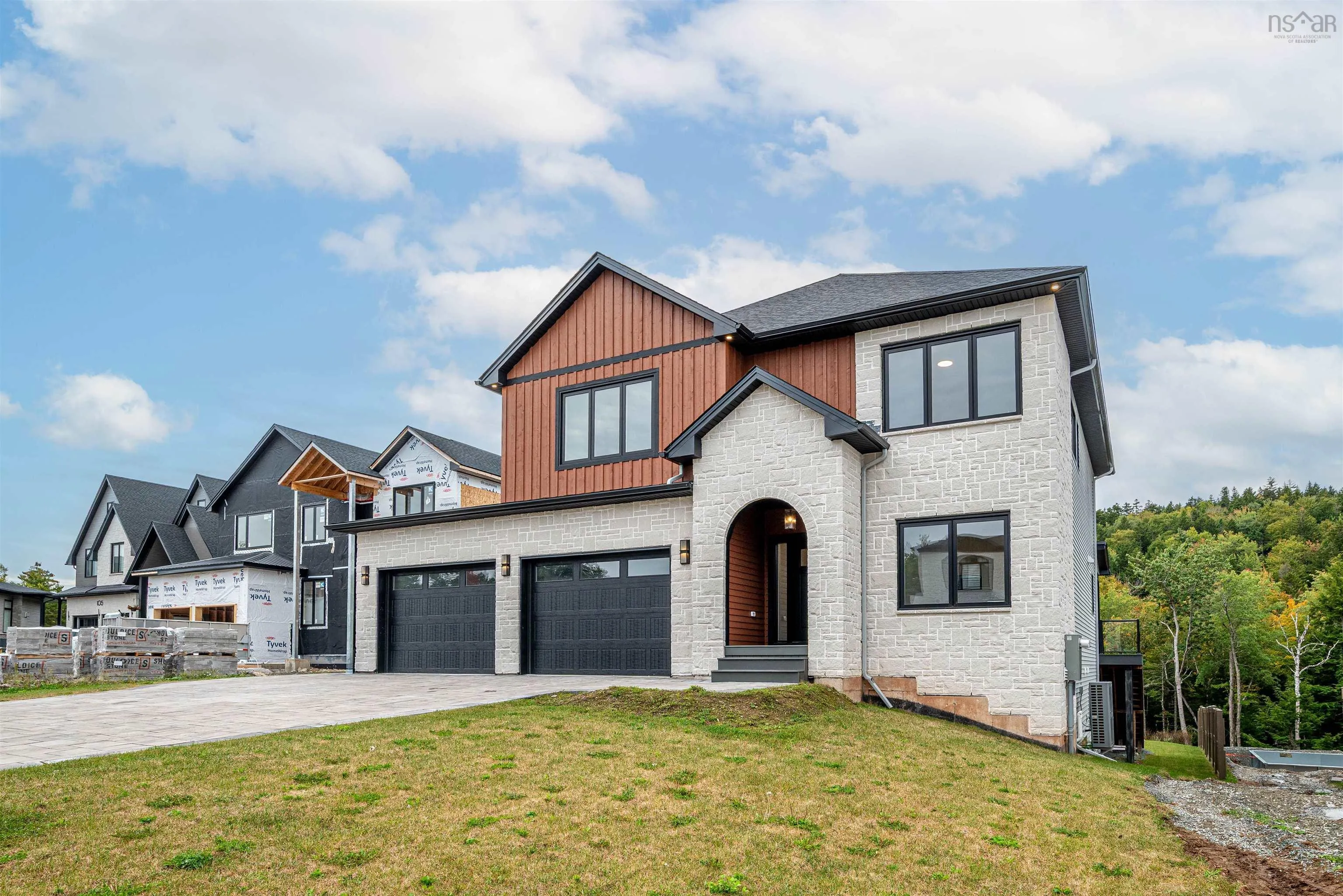 89 Cairnstone Lane, Bedford, NS B4B 2G5, 5 Bedrooms Bedrooms, ,6 BathroomsBathrooms,Residential,For Sale,Cairnstone,202524655