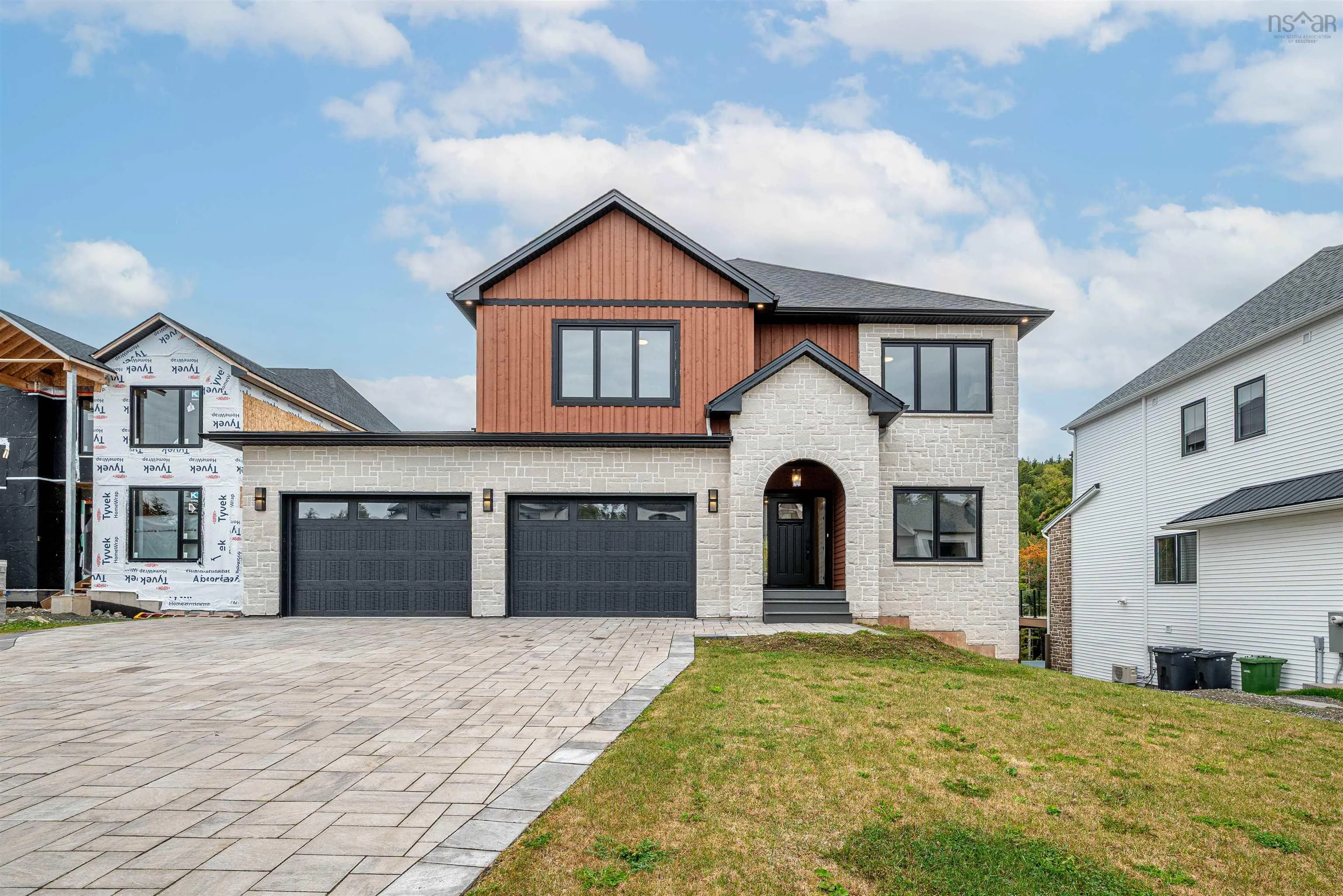 89 Cairnstone Lane, Bedford, NS B4B 2G5, 5 Bedrooms Bedrooms, ,6 BathroomsBathrooms,Residential,For Sale,Cairnstone,202524655
