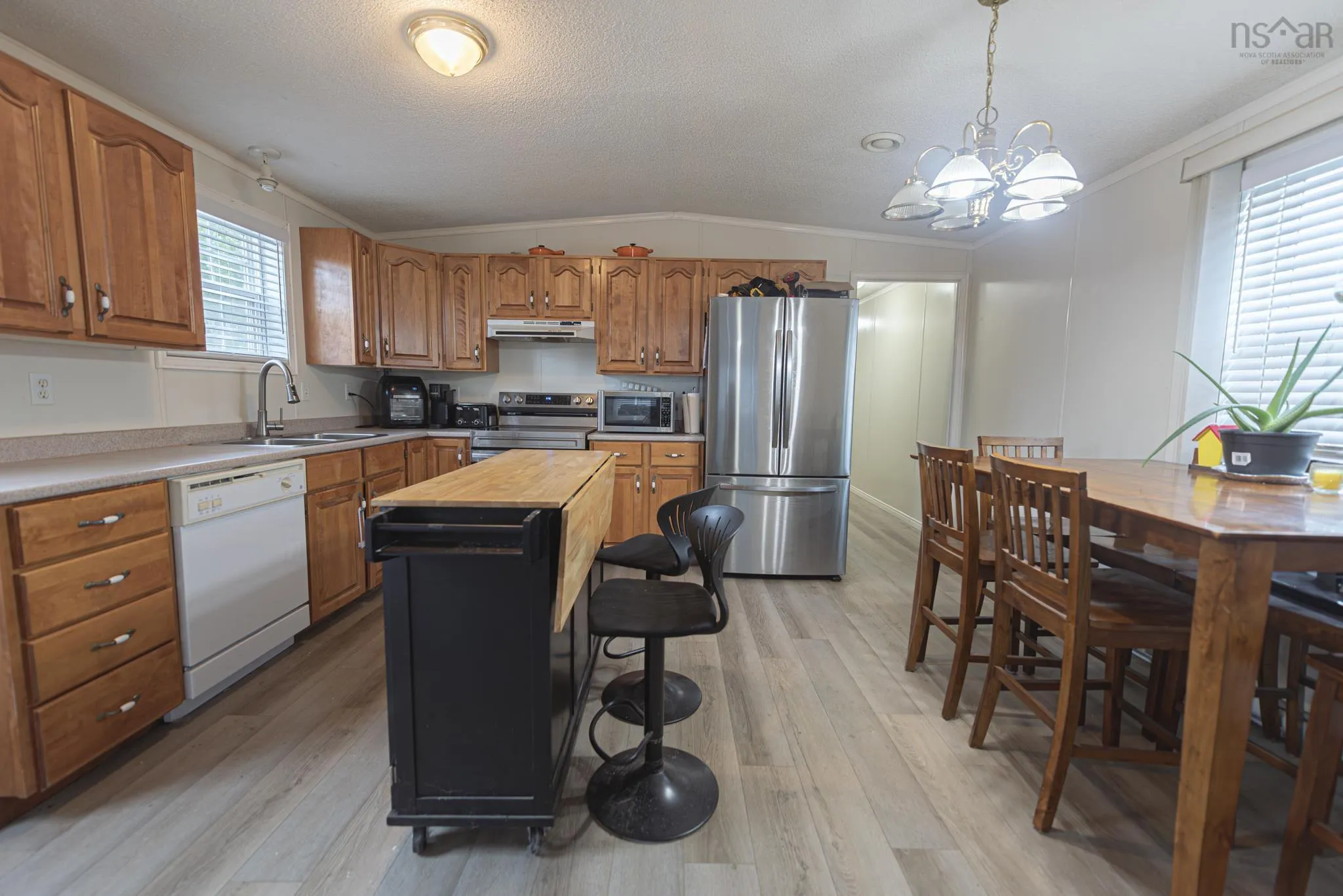 10 High Street Estates, New Glasgow, NS B2H 4B8, 2 Bedrooms Bedrooms, ,1 BathroomBathrooms,Residential,For Sale,High Street Estates,202518309