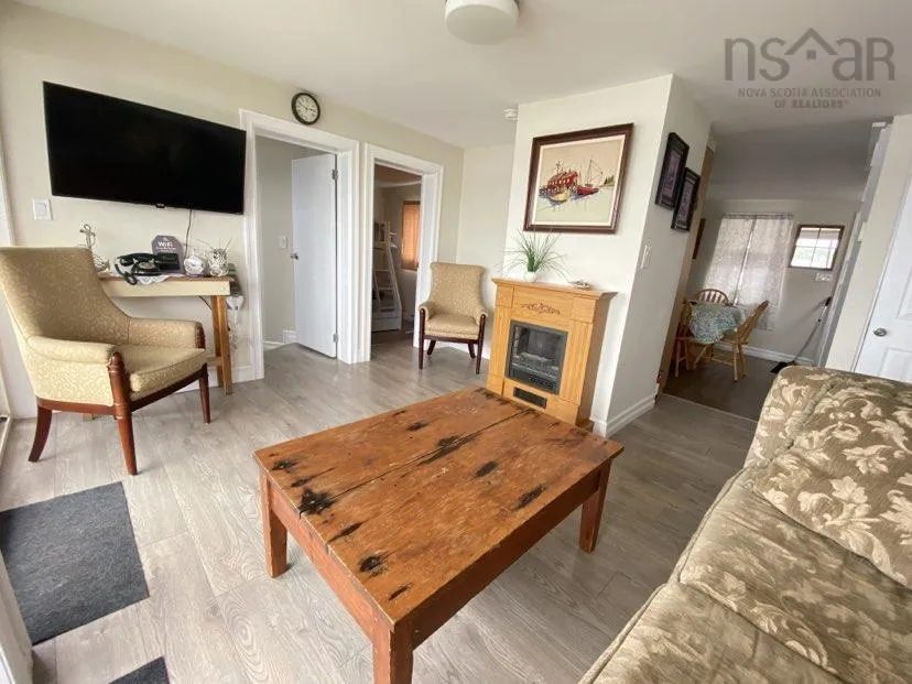15319 Cabot Trail, Chéticamp, NS B0E 1H0, 4 Bedrooms Bedrooms, ,3 BathroomsBathrooms,Residential,For Sale,Cabot,202513018