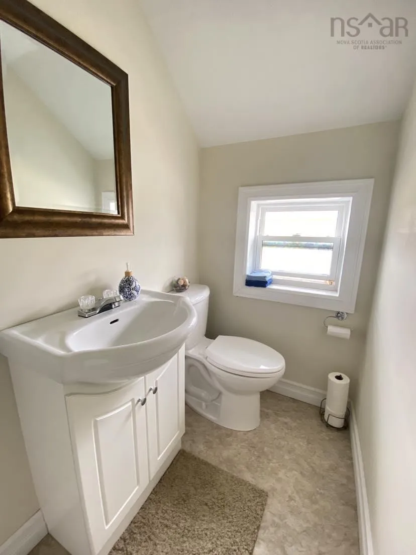 15319 Cabot Trail, Chéticamp, NS B0E 1H0, 4 Bedrooms Bedrooms, ,3 BathroomsBathrooms,Residential,For Sale,Cabot,202513018