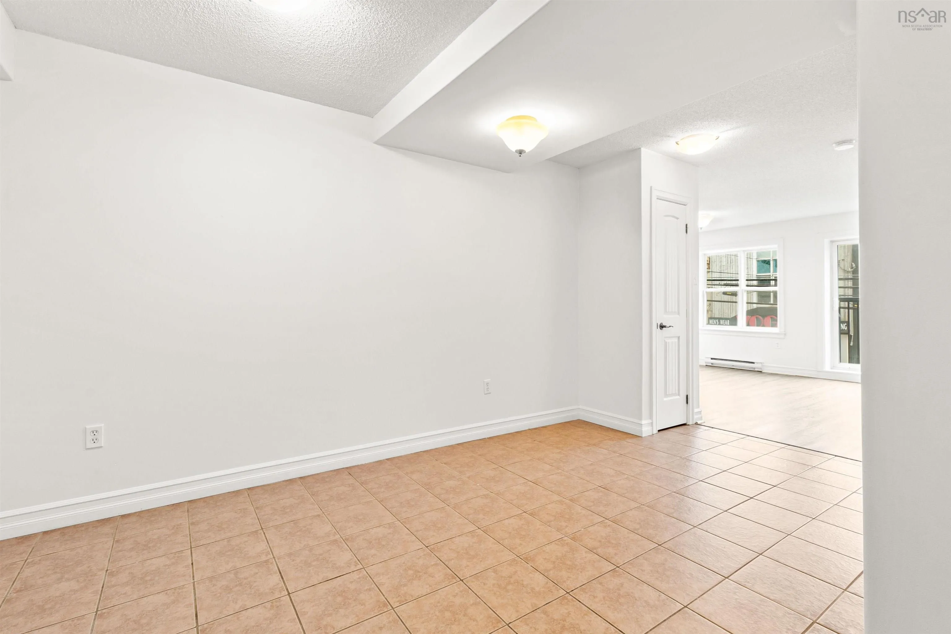 204-5505 Falkland Street, Halifax, NS B3K 0C3, 1 Bedroom Bedrooms, ,1 BathroomBathrooms,Residential,For Sale,Falkland,202517920