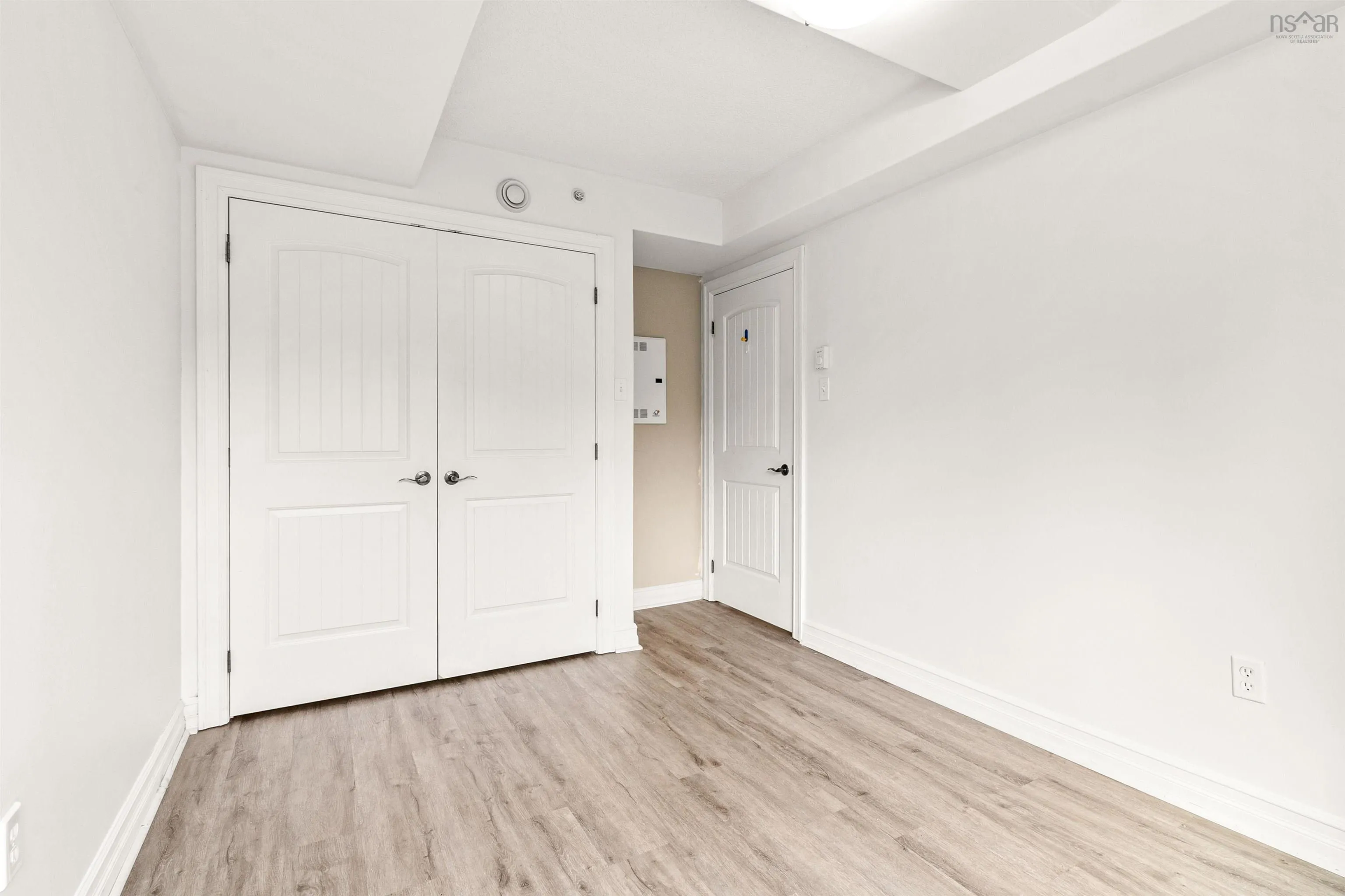 204-5505 Falkland Street, Halifax, NS B3K 0C3, 1 Bedroom Bedrooms, ,1 BathroomBathrooms,Residential,For Sale,Falkland,202517920