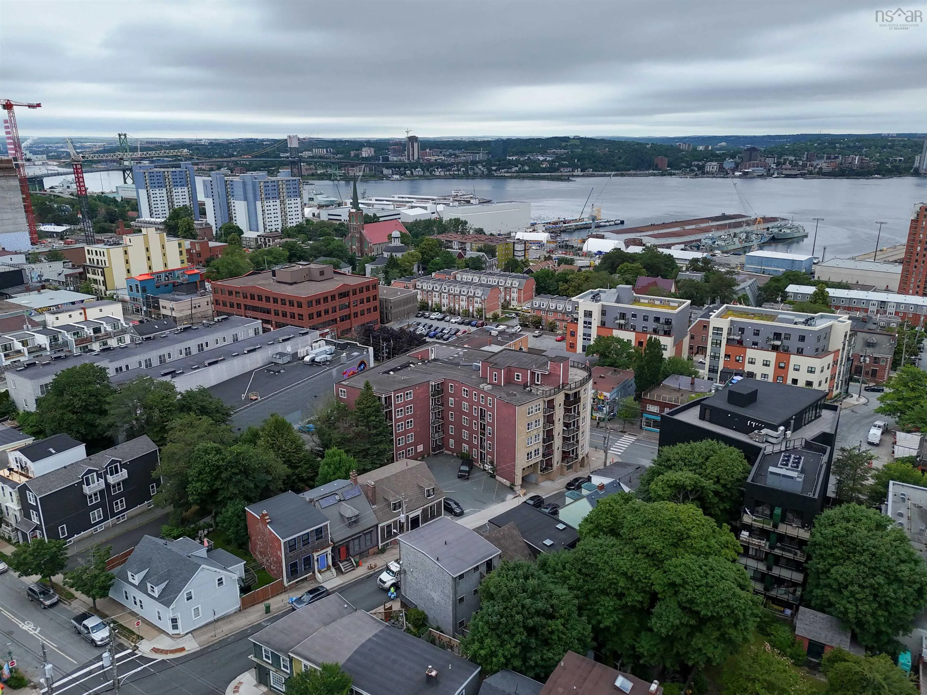 204-5505 Falkland Street, Halifax, NS B3K 0C3, 1 Bedroom Bedrooms, ,1 BathroomBathrooms,Residential,For Sale,Falkland,202517920