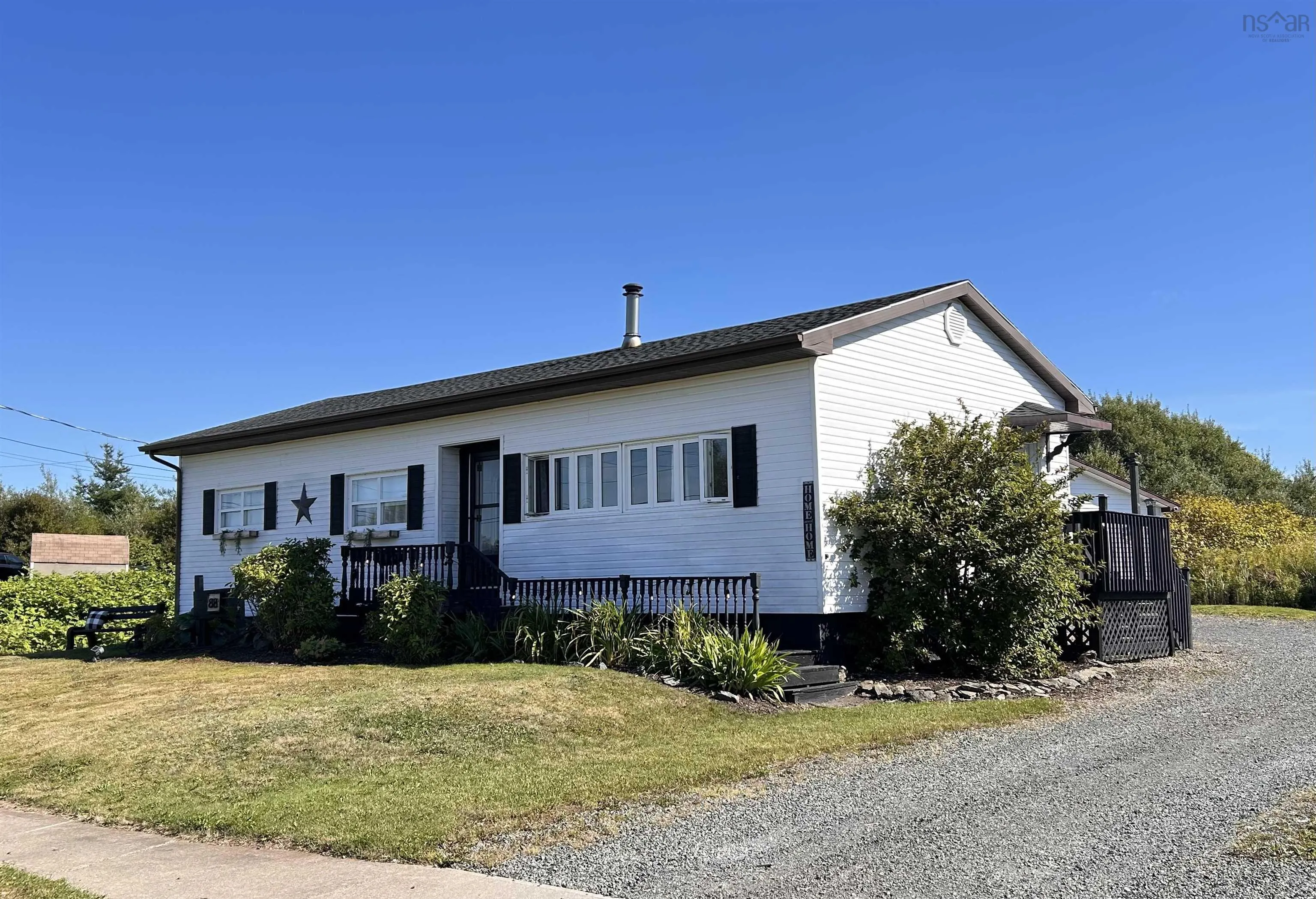 88 Reservior Ave., Glace Bay, NS B1A 4M4, 3 Bedrooms Bedrooms, ,2 BathroomsBathrooms,Residential,For Sale,Reservior Ave.,202522571