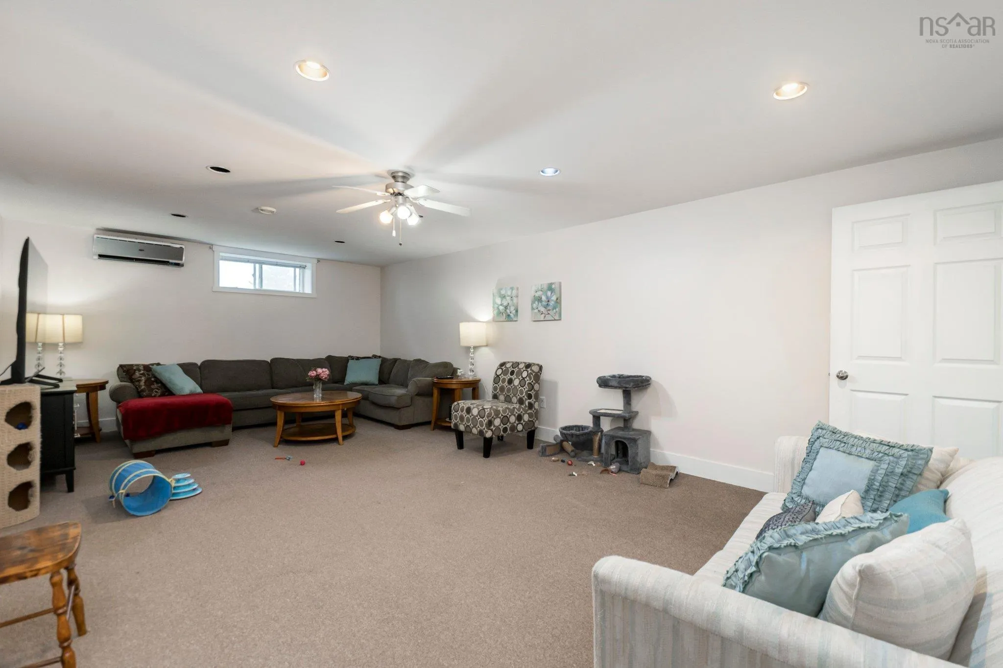 1918 Caldwell Road, Eastern Passage, NS B3G 1J3, 5 Bedrooms Bedrooms, ,Residential Income,For Sale,Caldwell,202523057