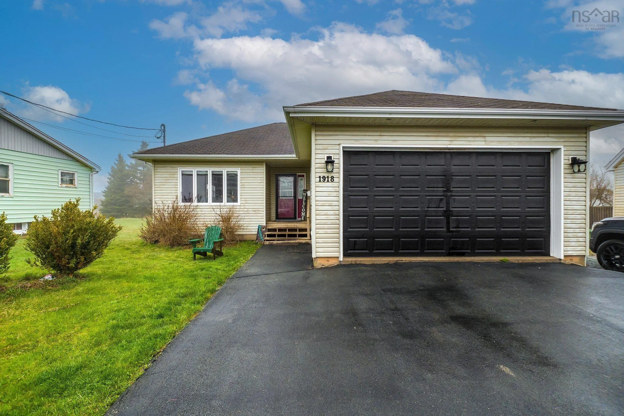 1918 Caldwell Road, Eastern Passage, NS B3G 1J3, 5 Bedrooms Bedrooms, ,Residential Income,For Sale,Caldwell,202523057
