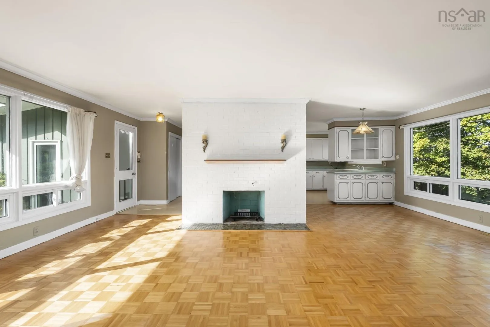 21 Wildwood Boulevard, Dartmouth, NS B2W 2L7, 5 Bedrooms Bedrooms, ,3 BathroomsBathrooms,Residential,For Sale,Wildwood,202525619
