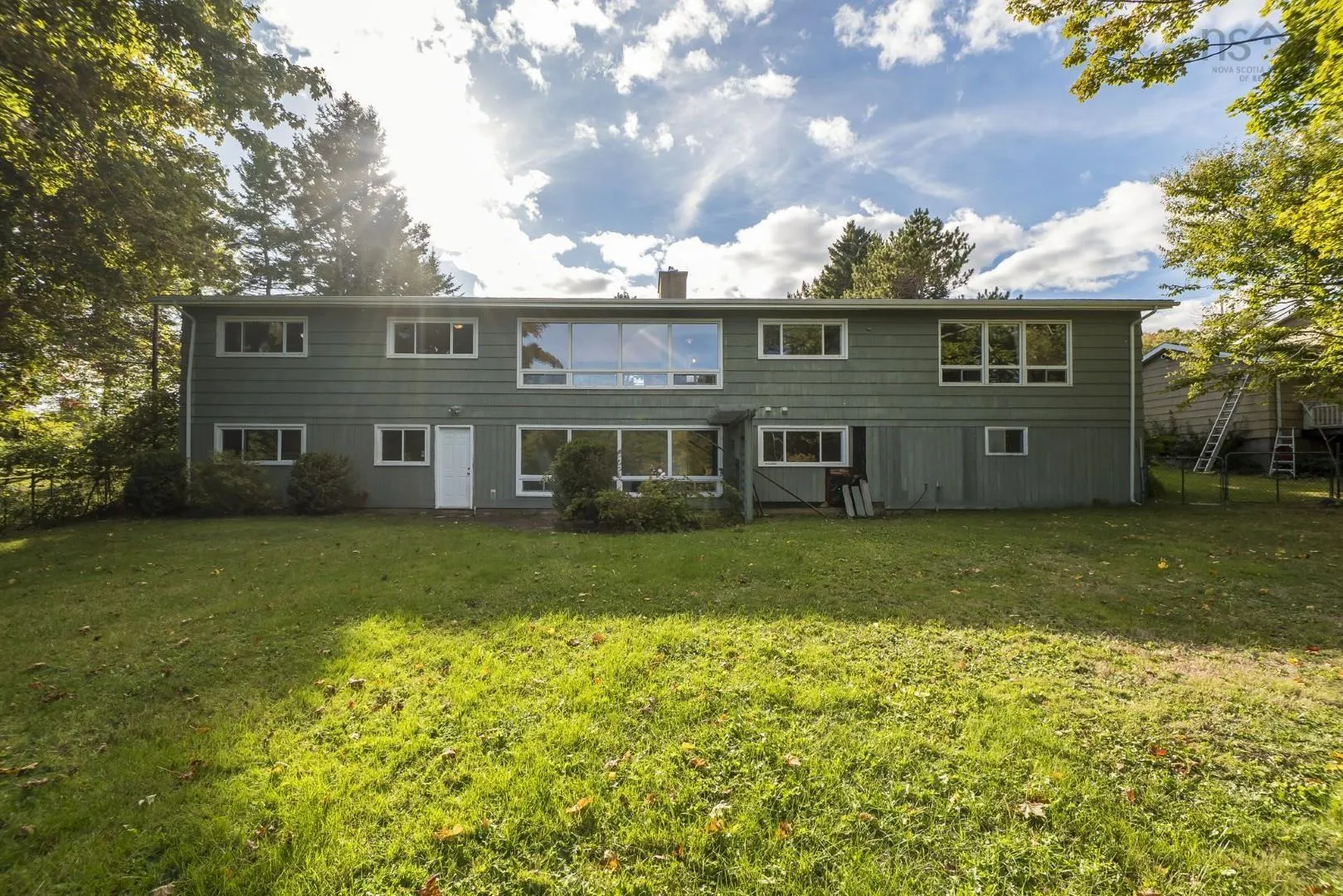 21 Wildwood Boulevard, Dartmouth, NS B2W 2L7, 5 Bedrooms Bedrooms, ,3 BathroomsBathrooms,Residential,For Sale,Wildwood,202525619