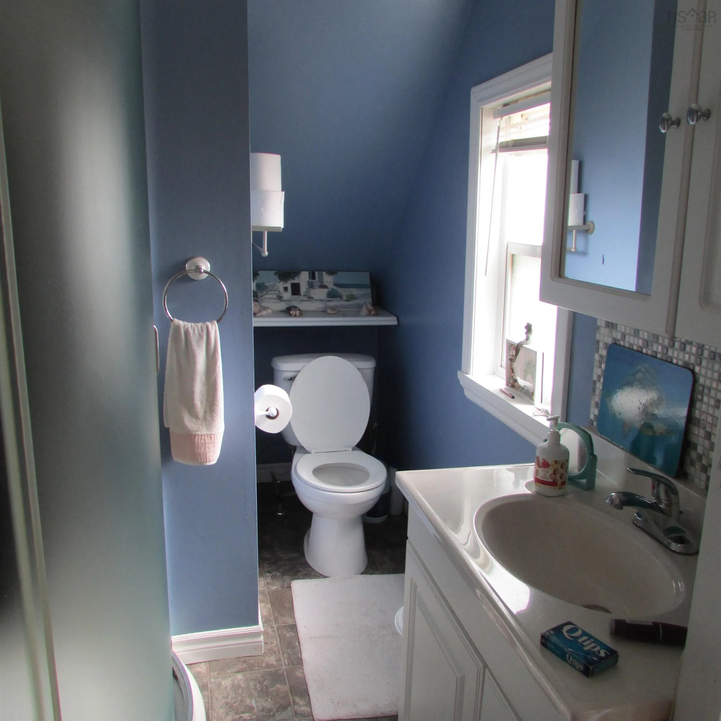 40 Crescent Street, Sydney Mines, NS B1V 2P3, 2 Bedrooms Bedrooms, ,1 BathroomBathrooms,Residential,For Sale,Crescent,202521574