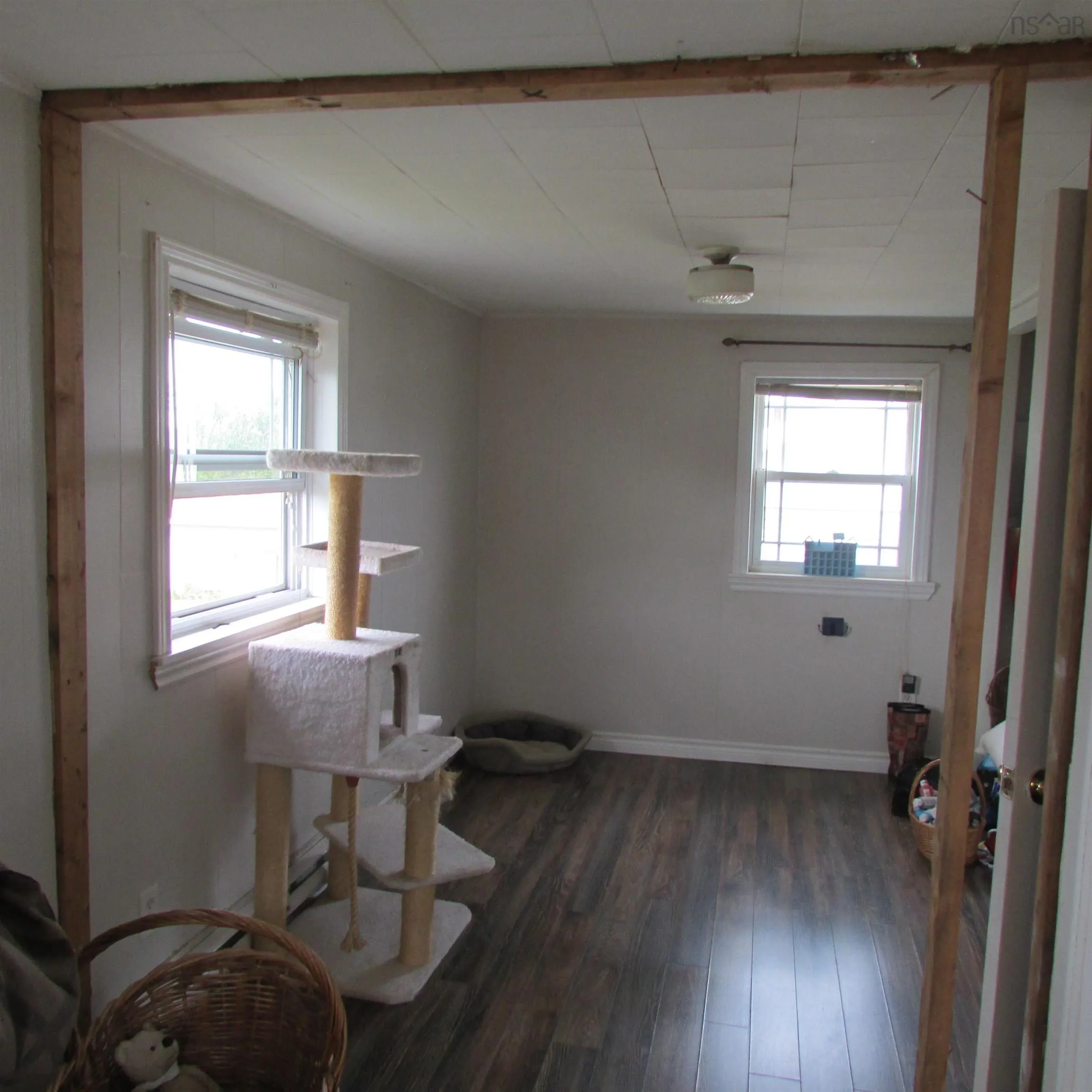 40 Crescent Street, Sydney Mines, NS B1V 2P3, 2 Bedrooms Bedrooms, ,1 BathroomBathrooms,Residential,For Sale,Crescent,202521574